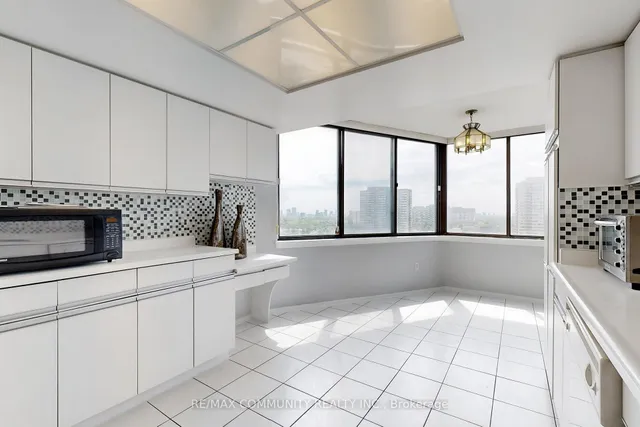 Additional property image - 2330 Bridletowne Circ Unit 1103