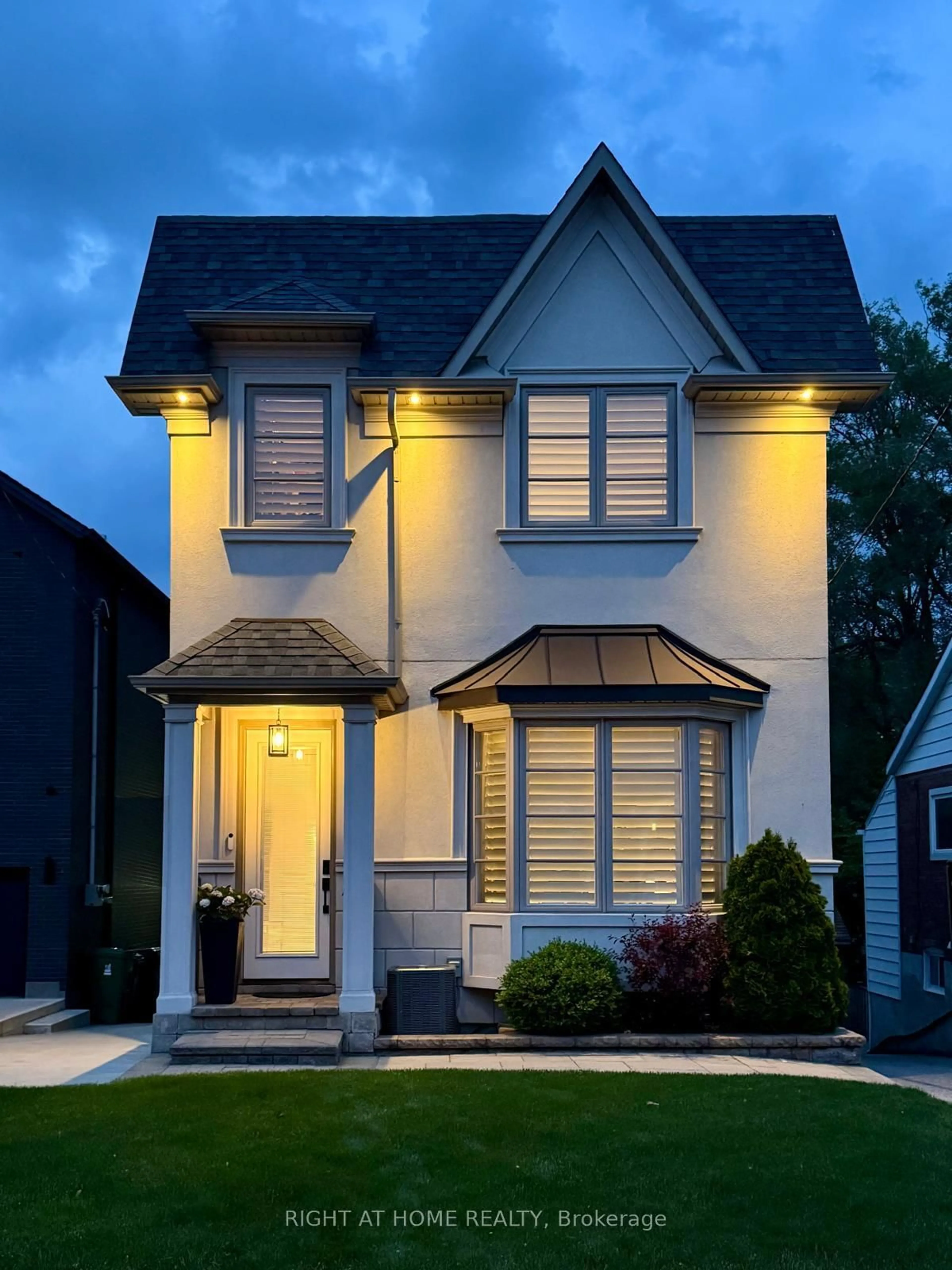 Home with vinyl exterior material, street for 77 Leroy Ave, Toronto Ontario M4J 4G9