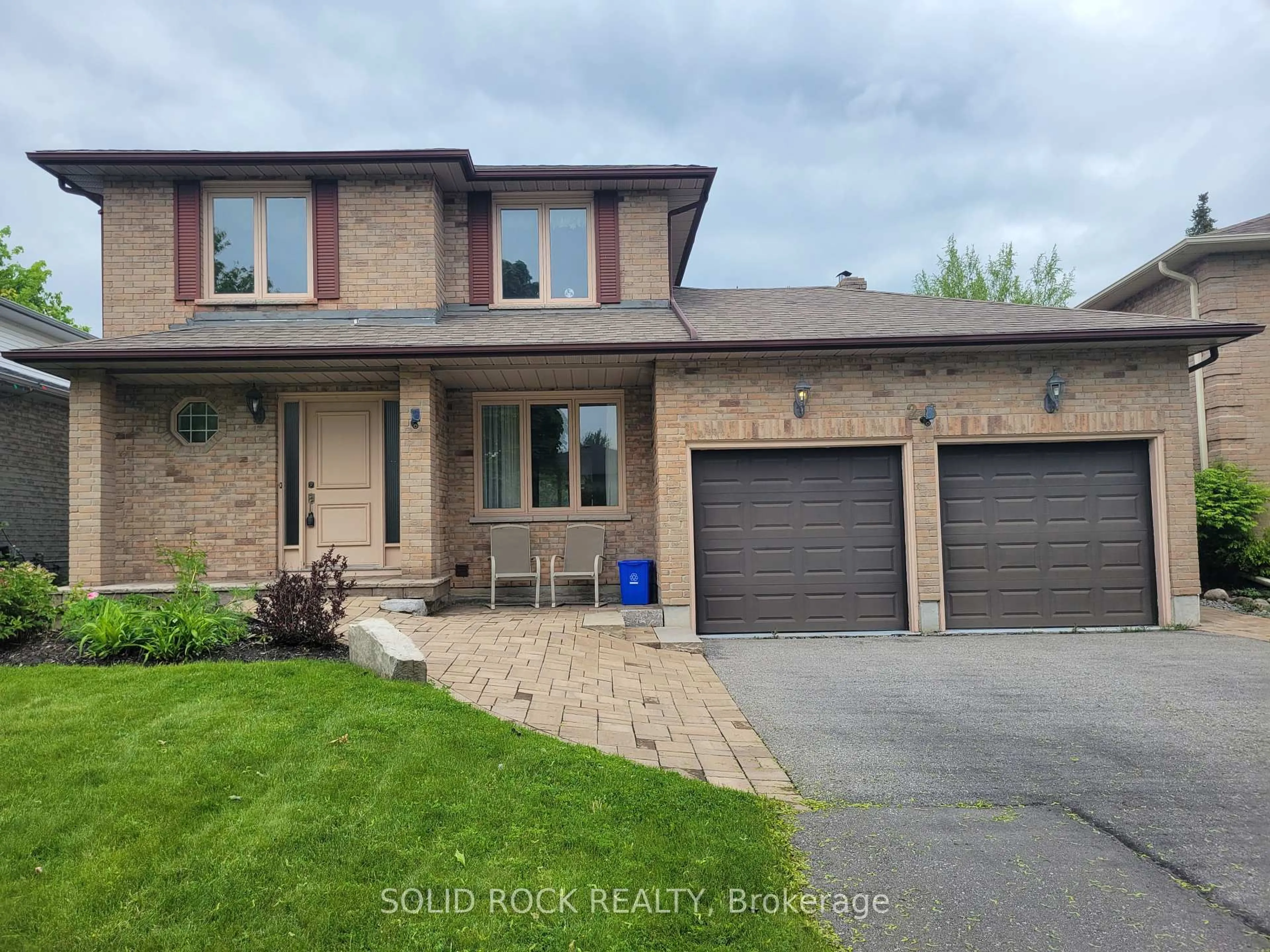 Home with brick exterior material, street for 26 McLellan Dr, Clarington Ontario L1E 1Z8