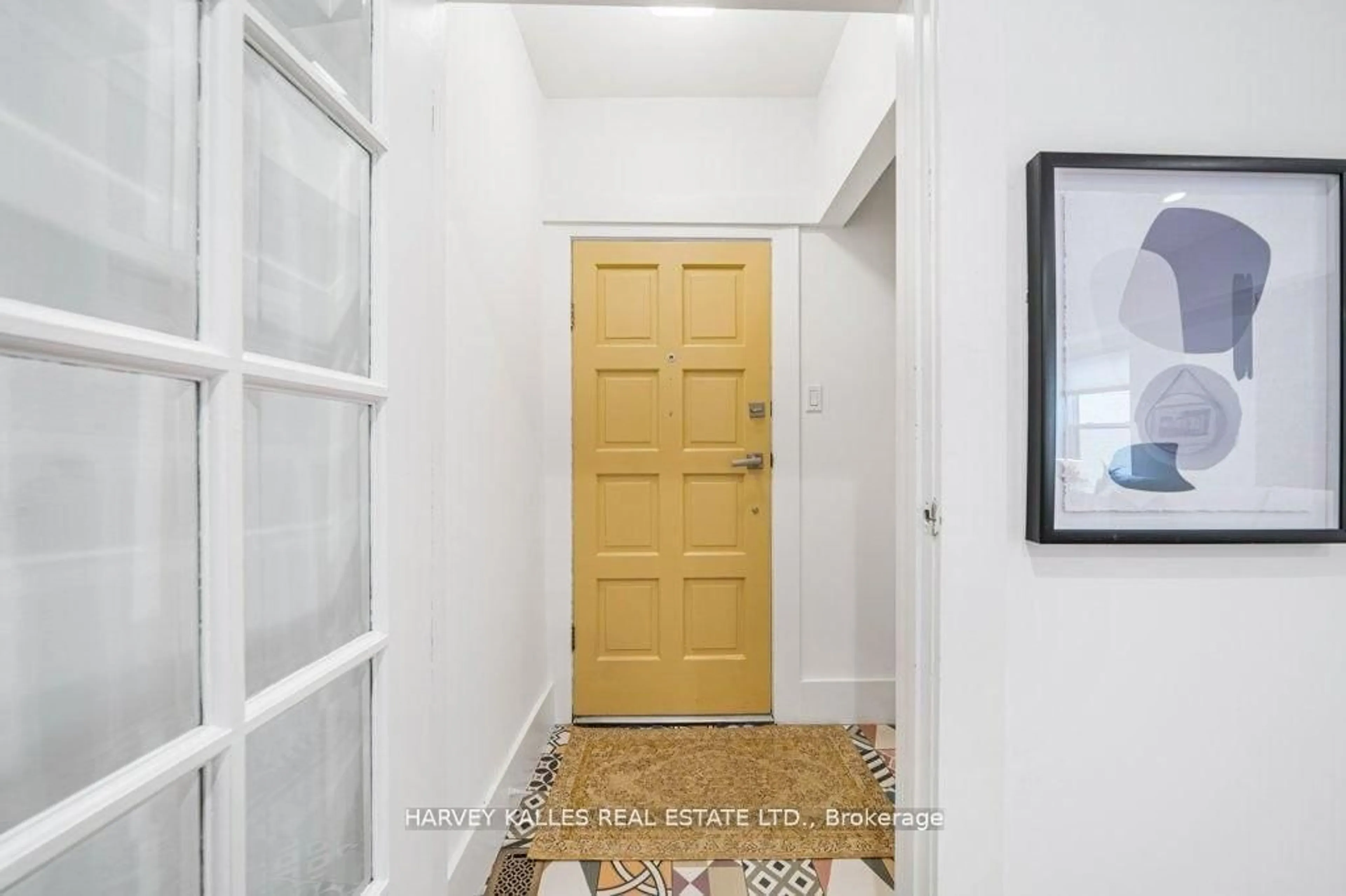 Indoor entryway for 58 Myrtle Ave, Toronto Ontario M4M 2A2