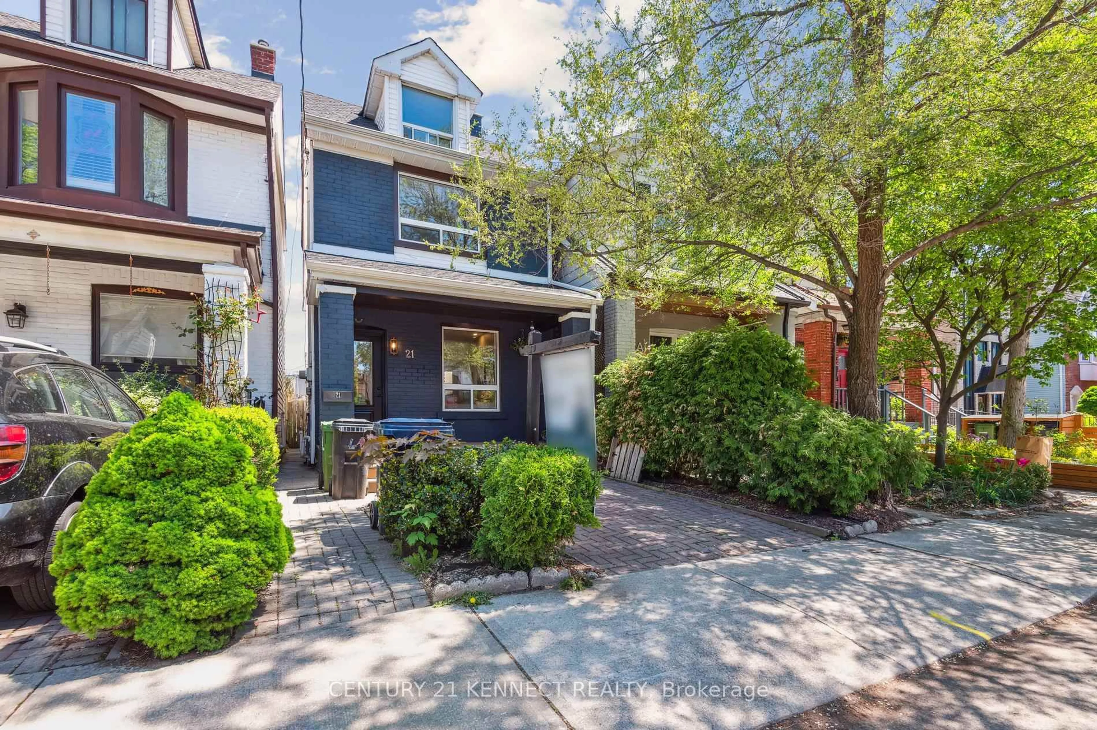 Unknown for 21 Frankdale Ave, Toronto Ontario M4J 3Z8