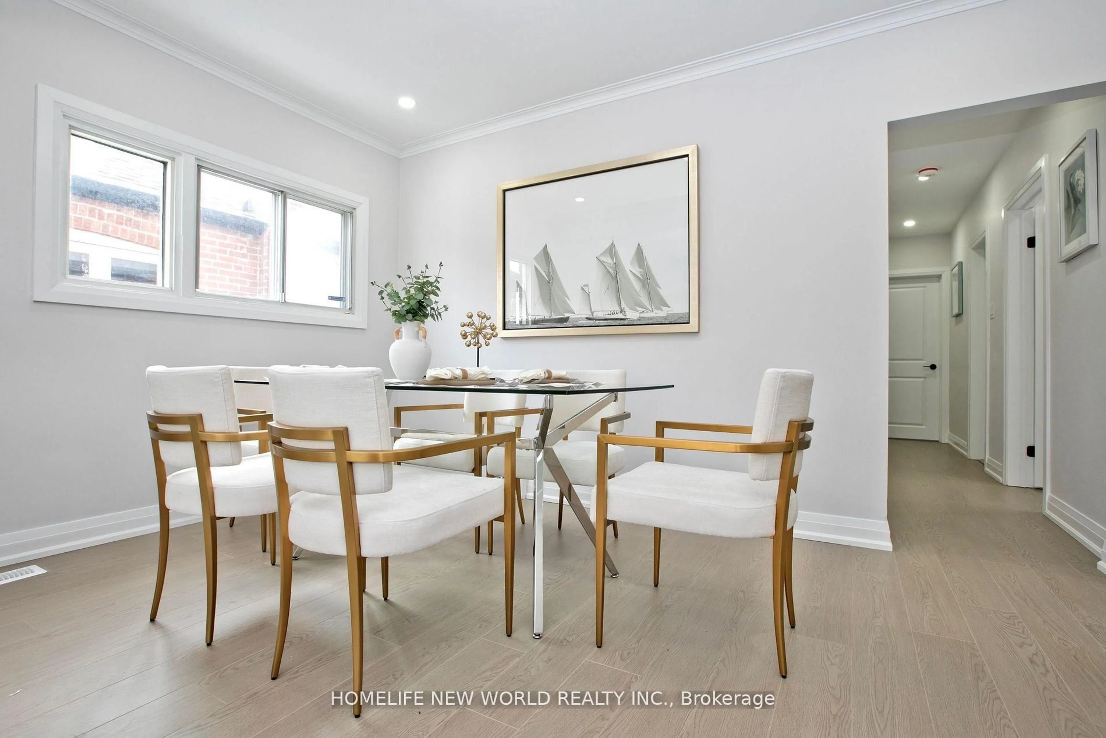 Dining room, wood/laminate floor for 1010 Kennedy Rd, Toronto Ontario M1P 2K6