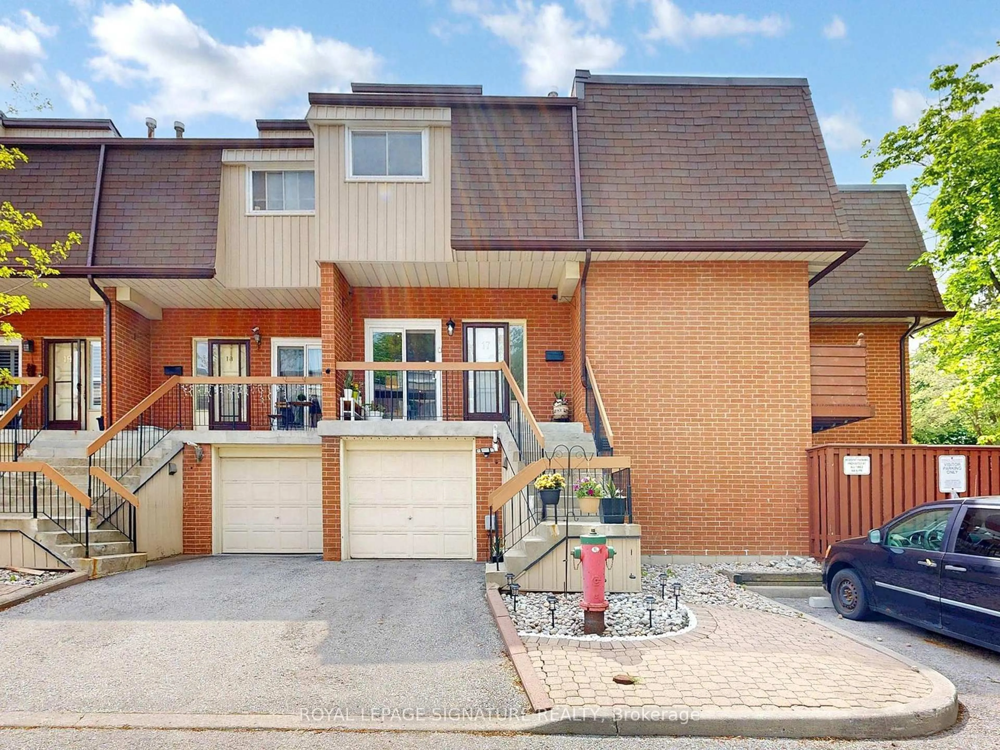 Home with brick exterior material, street for 152 Homestead Rd #17, Toronto Ontario M1E 3S5