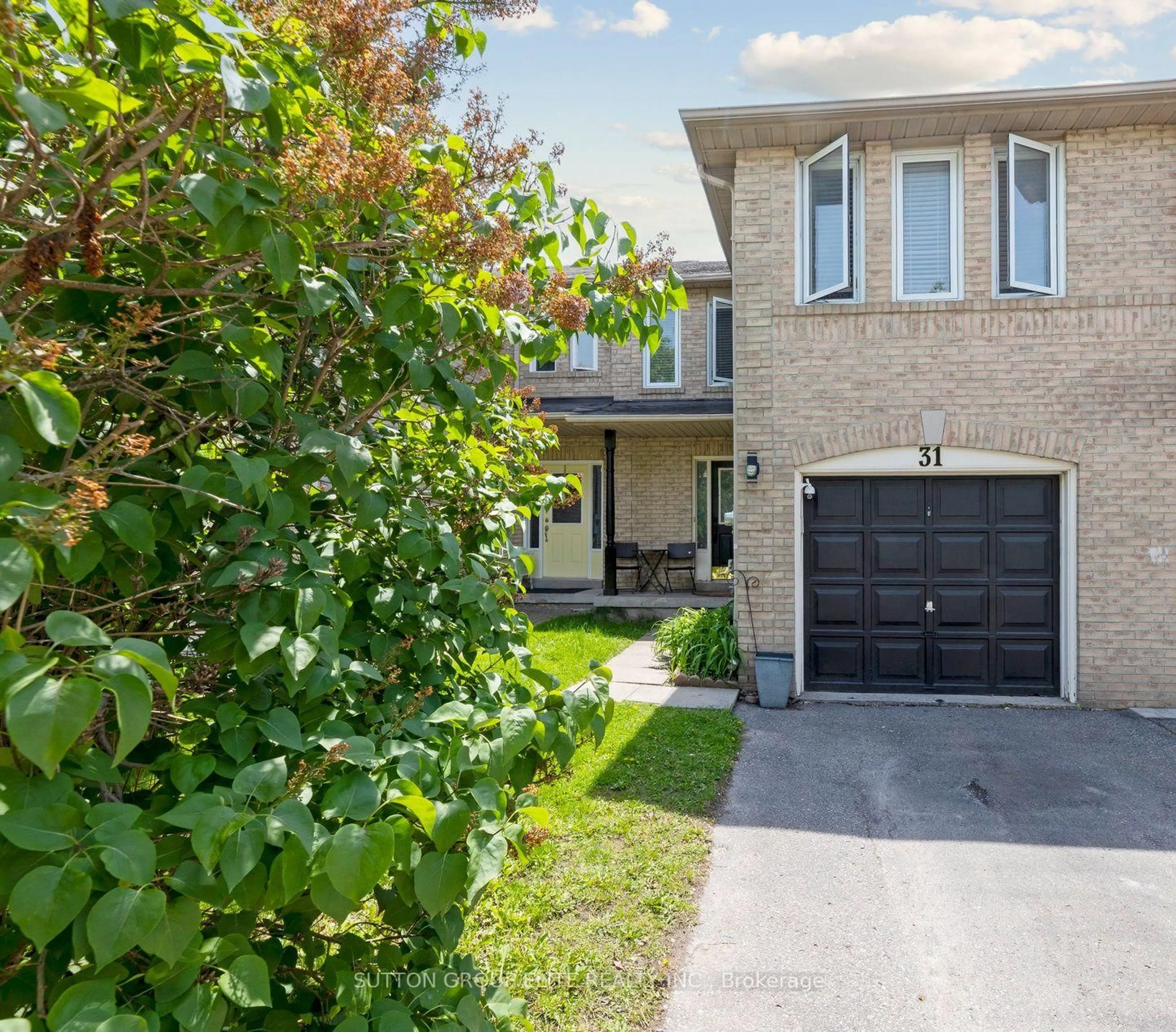 Home with brick exterior material, street for 31 Pine Gate Pl, Whitby Ontario L1R 2M6