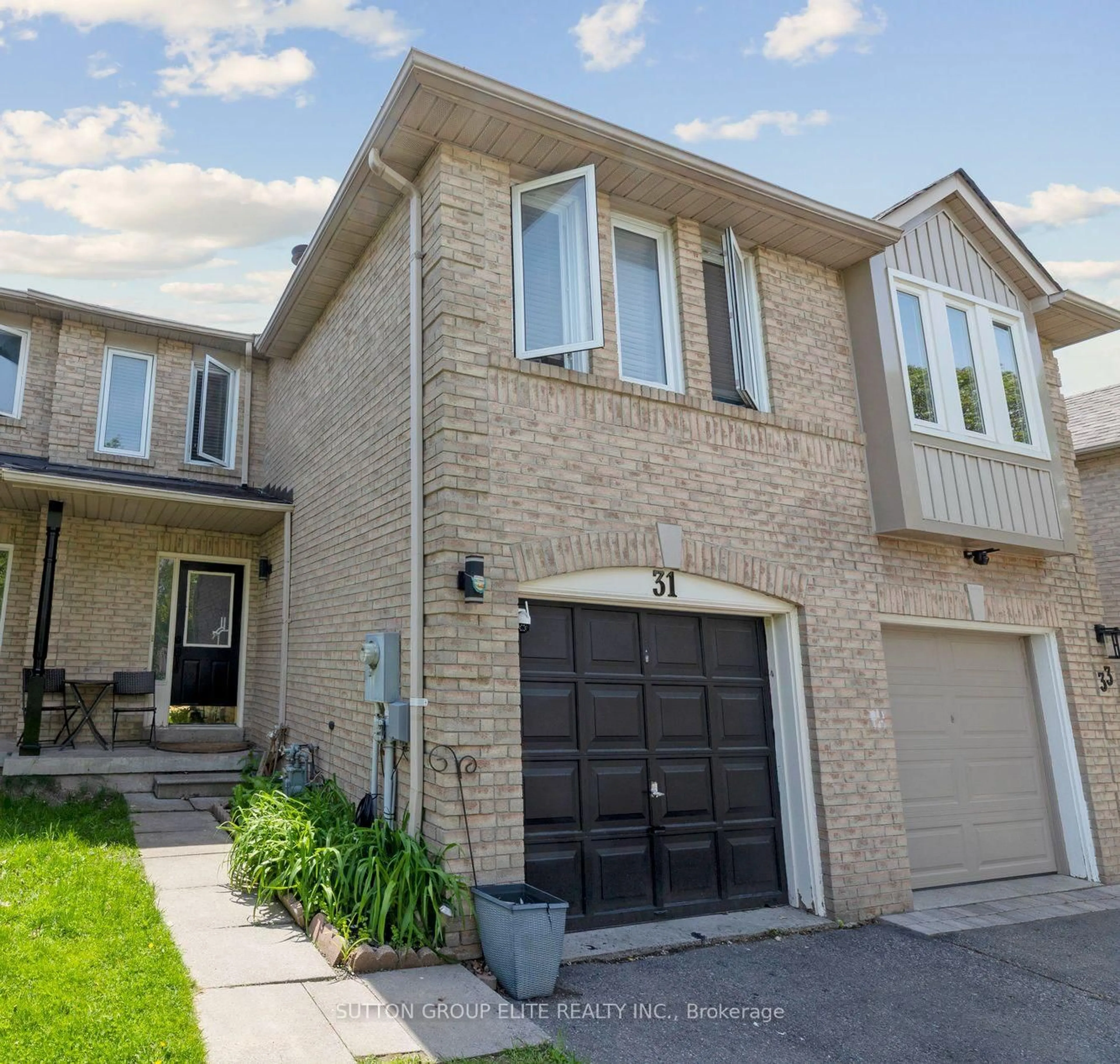 Home with brick exterior material, street for 31 Pine Gate Pl, Whitby Ontario L1R 2M6
