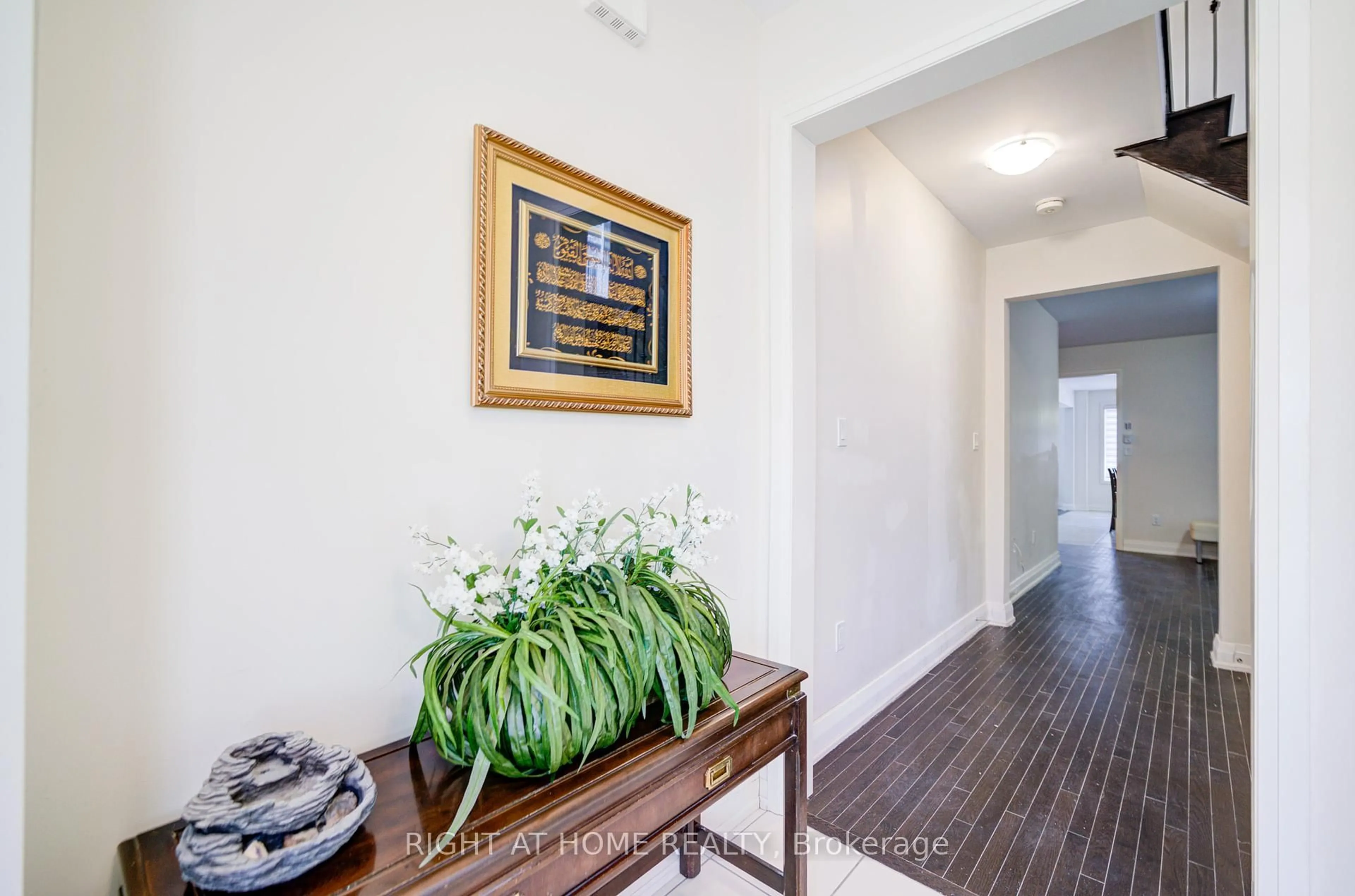 Indoor entryway for 4 Hassard-Short Lane, Ajax Ontario L1S 0C4