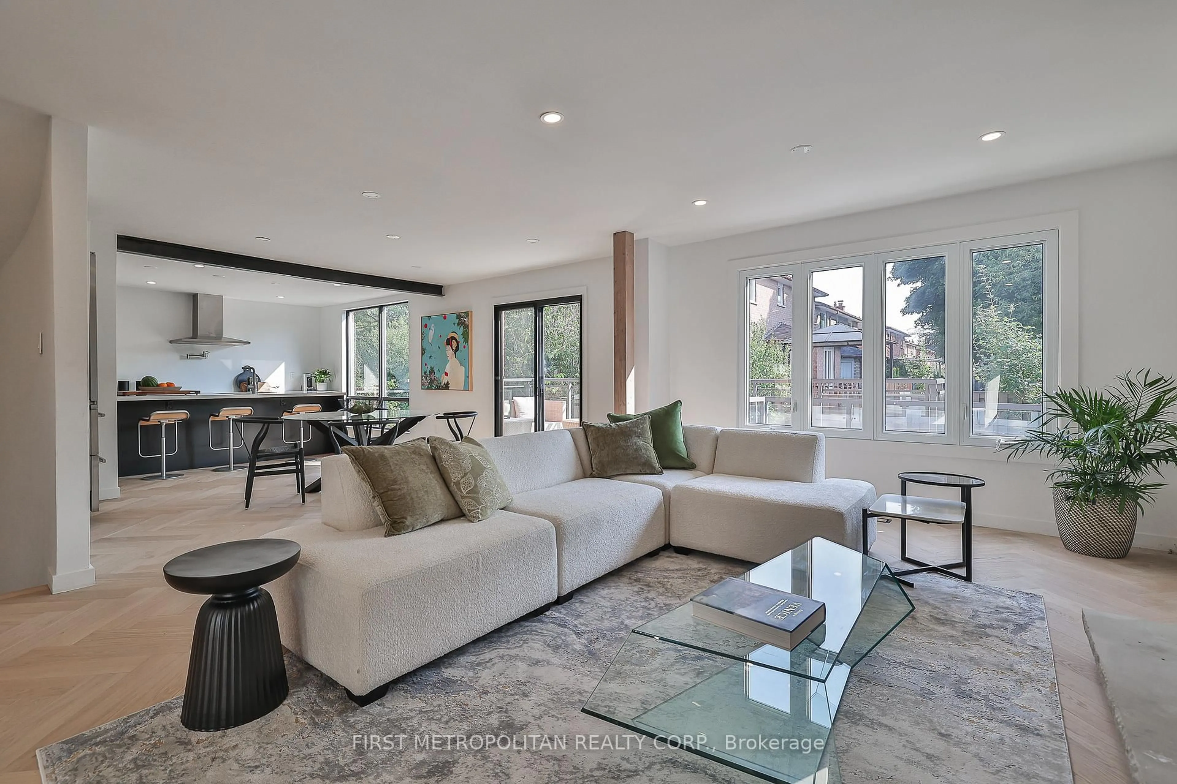 Living room with furniture, unknown for 395 Morrish Rd, Toronto Ontario M1C 1E9