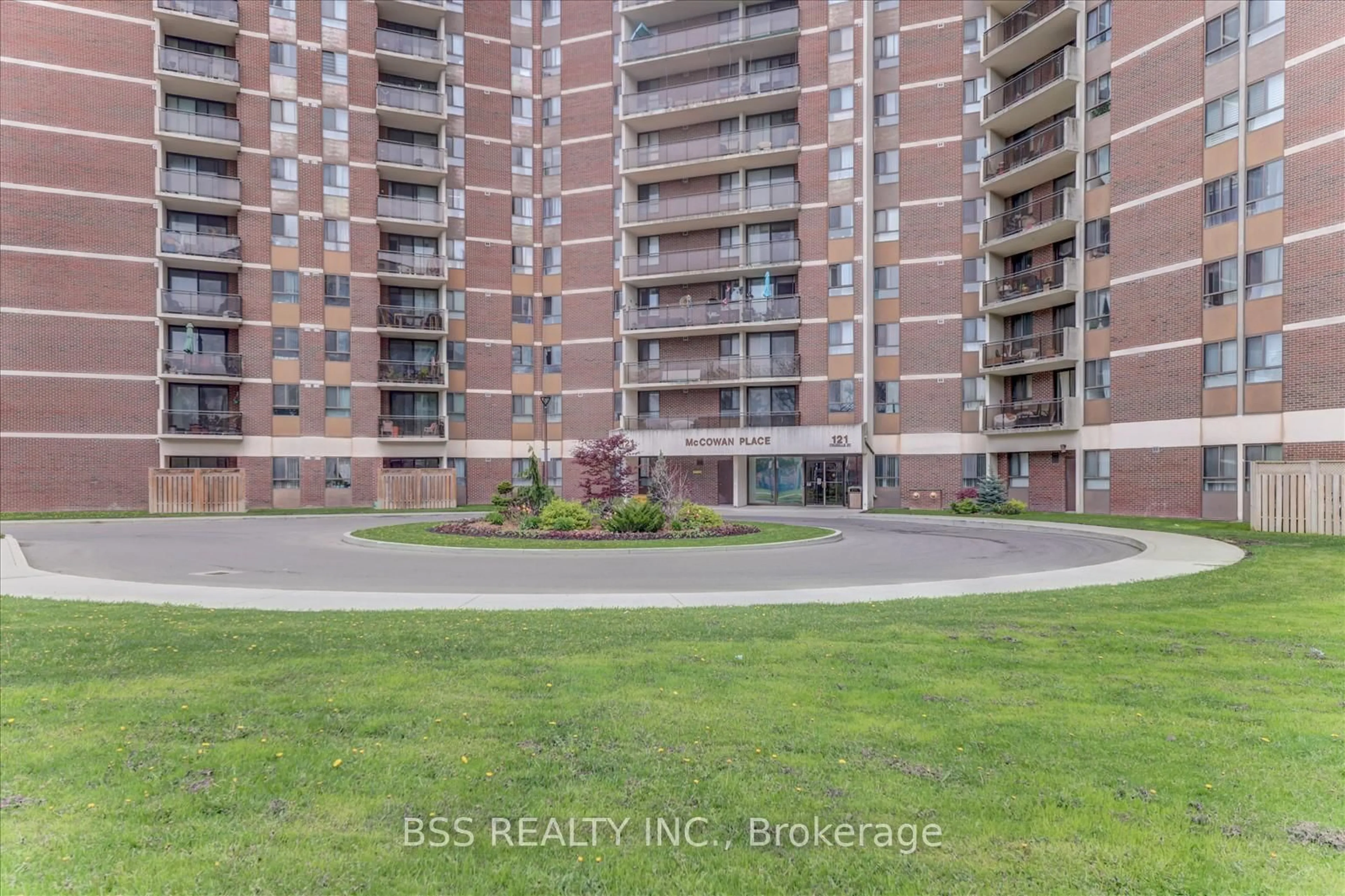 A pic from outside/outdoor area/front of a property/back of a property/a pic from drone, unknown for 121 Trudelle St #1709, Toronto Ontario M1J 3K4