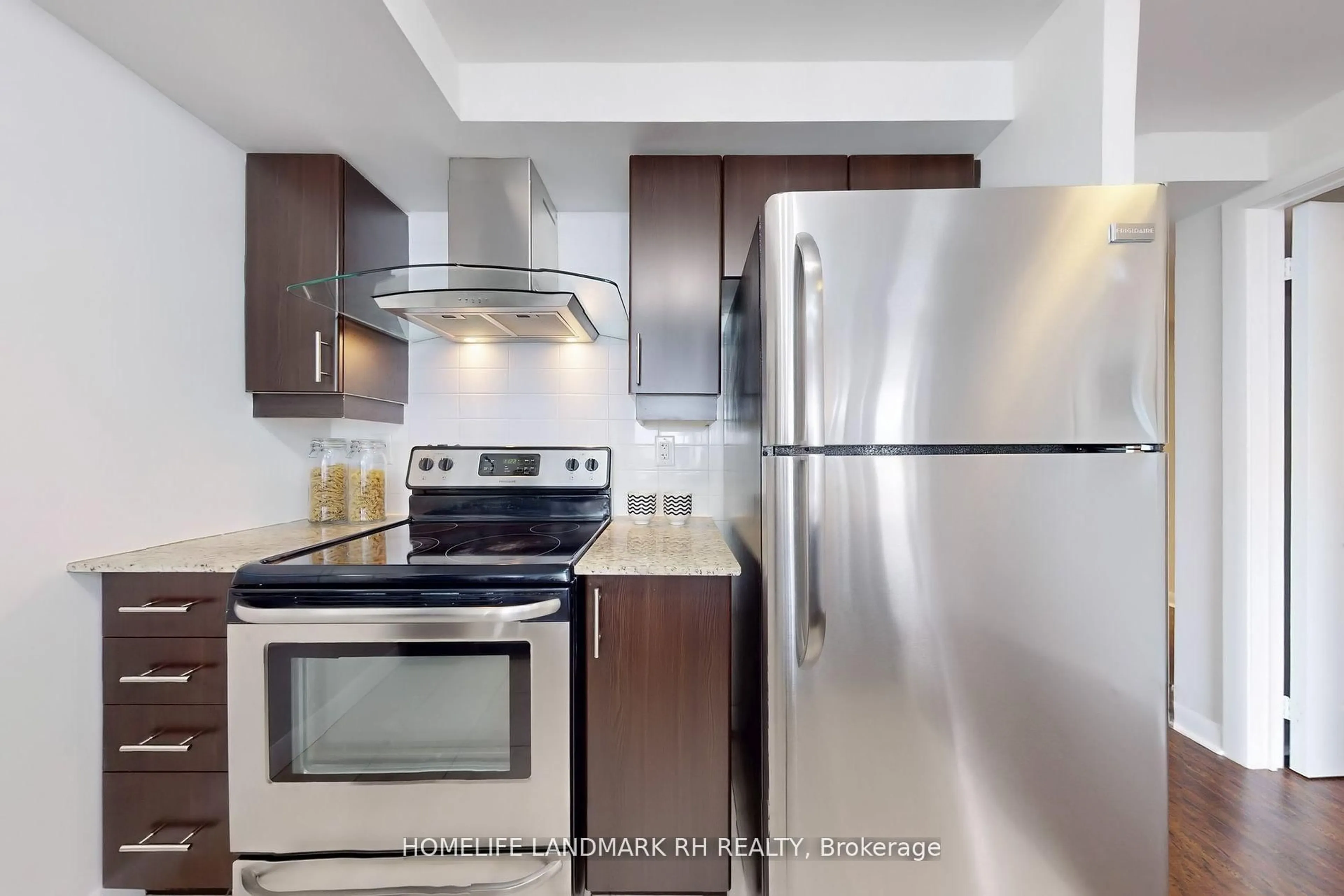 Standard kitchen, ceramic/tile floor for 190 Borough Dr #3311, Toronto Ontario M1P 0B6