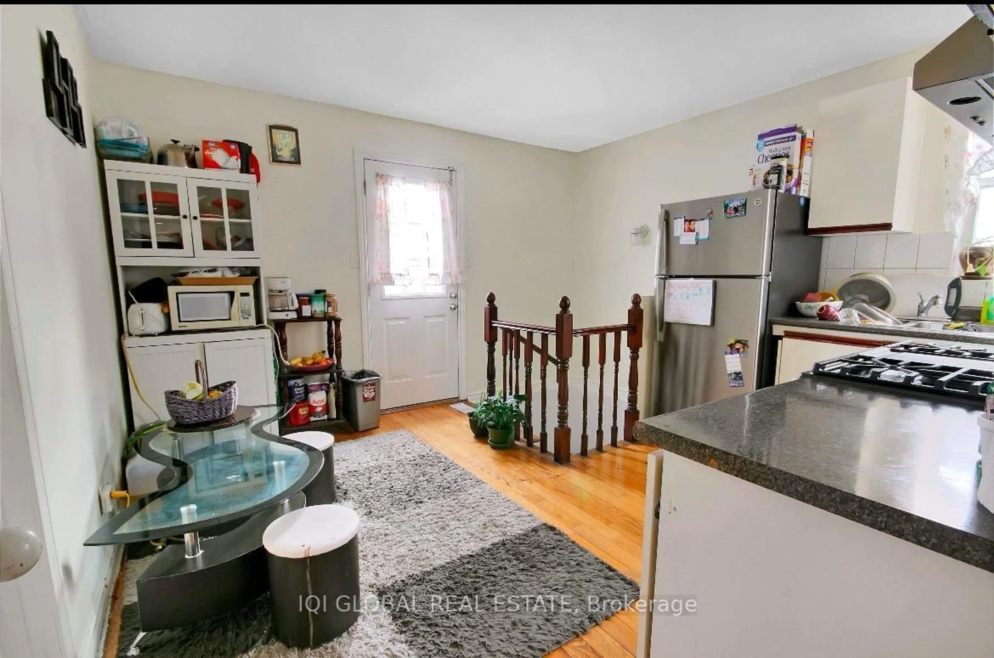A pic of a room for 17 Mack Ave, Toronto Ontario M1L 1M2