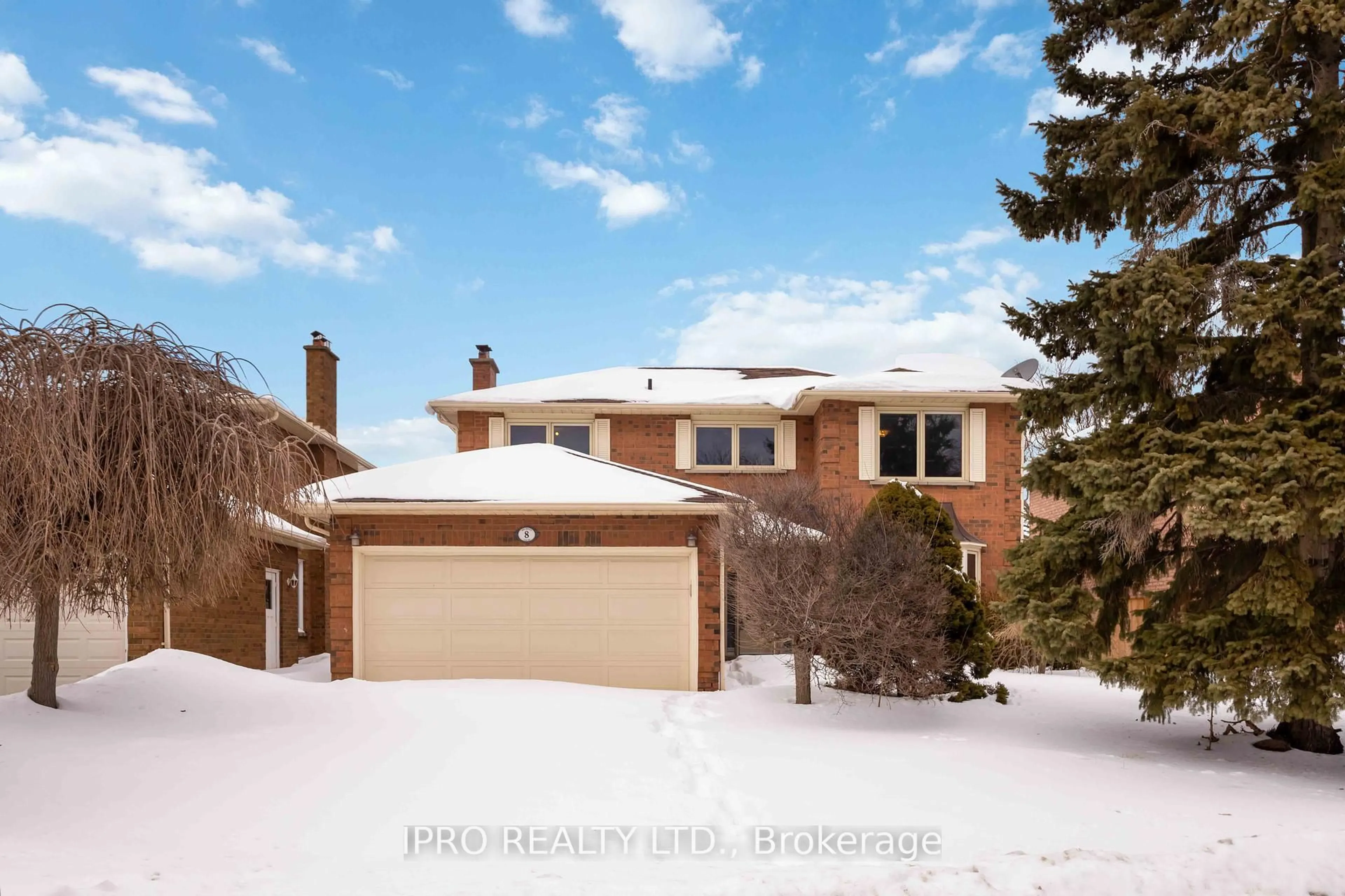 Home with brick exterior material, street for 8 Belmont Crt, Whitby Ontario L1N 7Z8