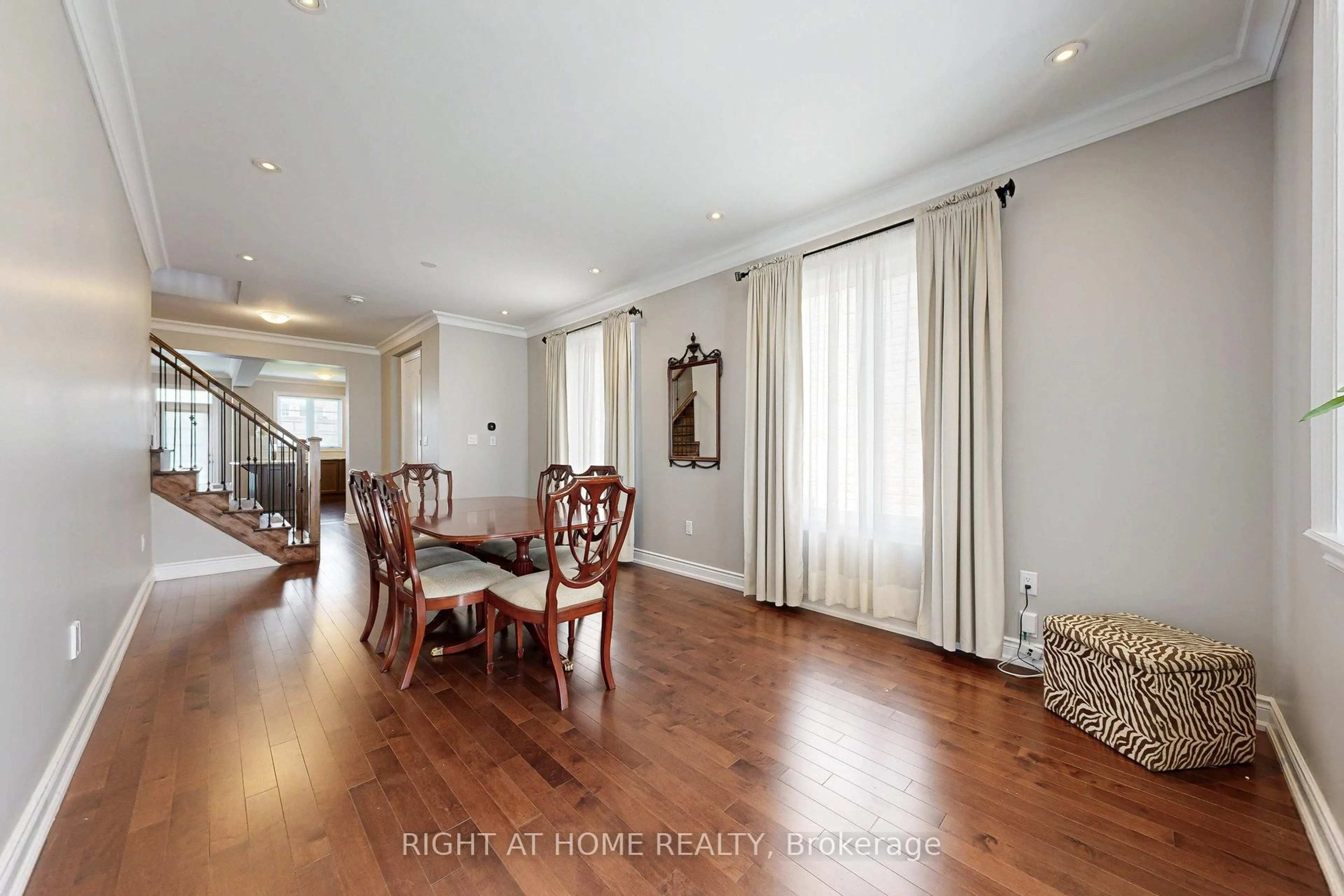 Dining room, unknown for 1058 Belcourt St, Pickering Ontario L1X 0G2
