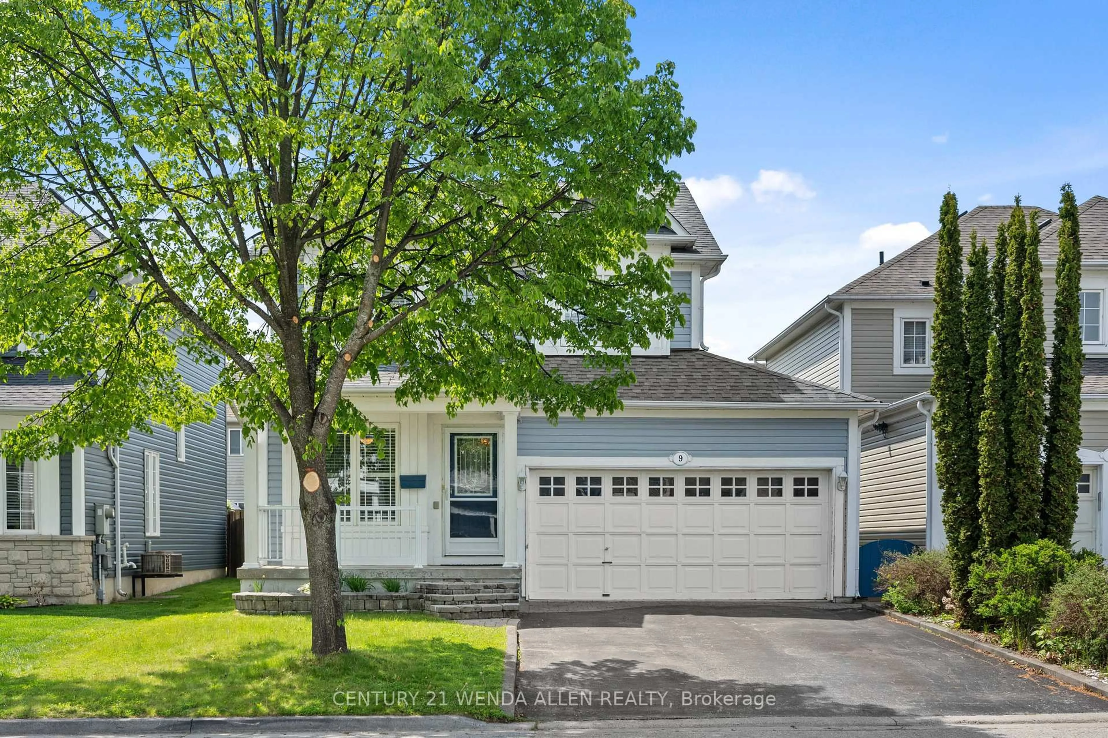 Home with vinyl exterior material, street for 9 Rosemeadow Cres, Clarington Ontario L1B 1R3