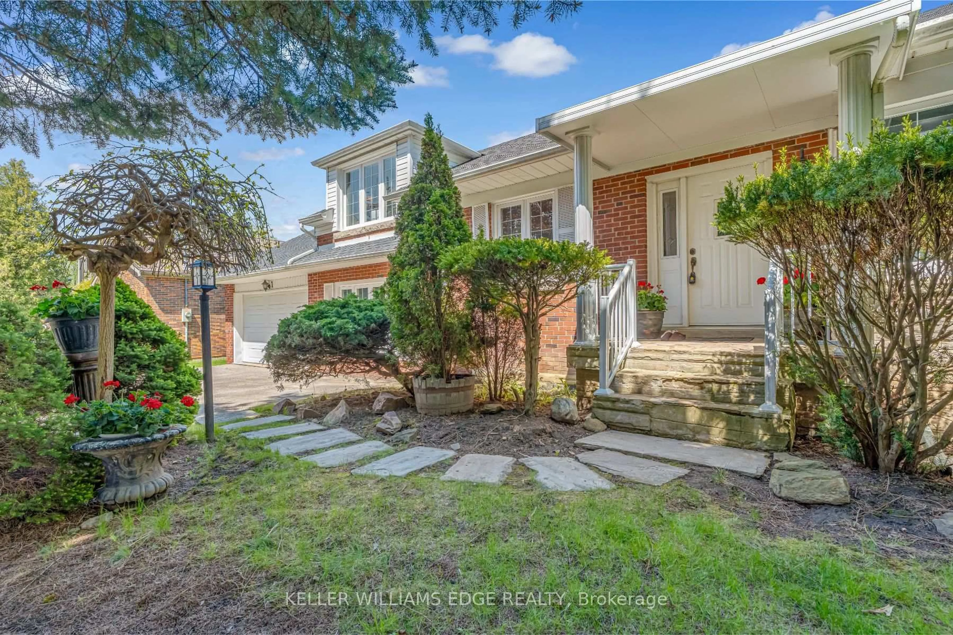 Unknown for 41 McNab Blvd, Toronto Ontario M1M 2W6
