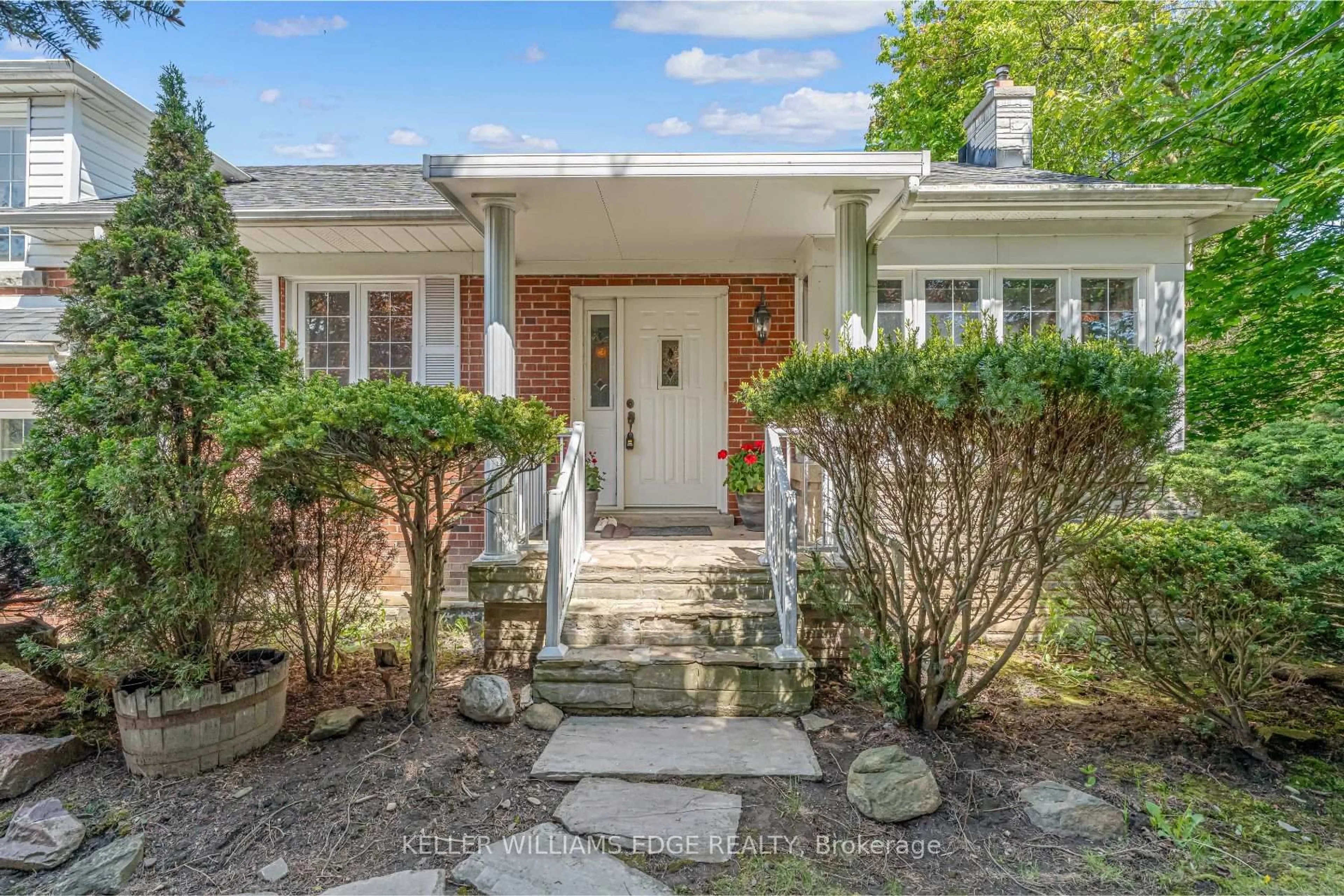 Home with brick exterior material, street for 41 McNab Blvd, Toronto Ontario M1M 2W6