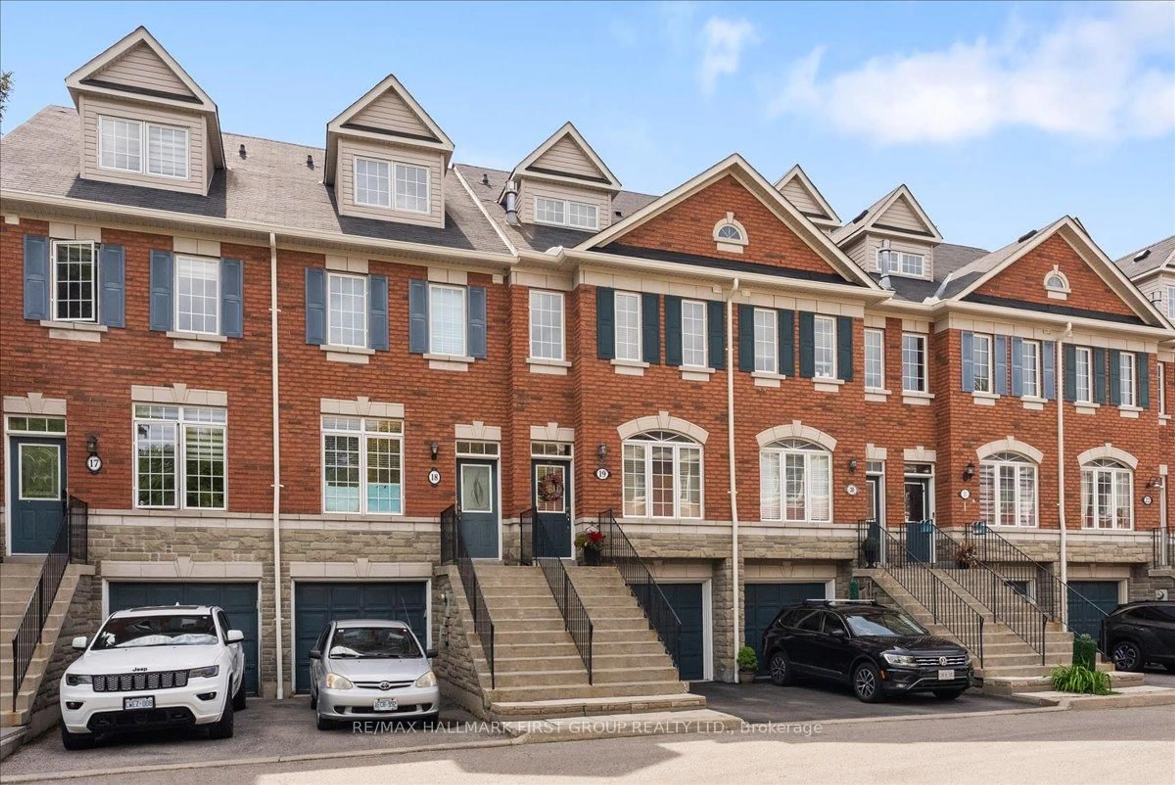 A pic from outside/outdoor area/front of a property/back of a property/a pic from drone, street for 1330 Altona Rd #19, Pickering Ontario L1V 7E8