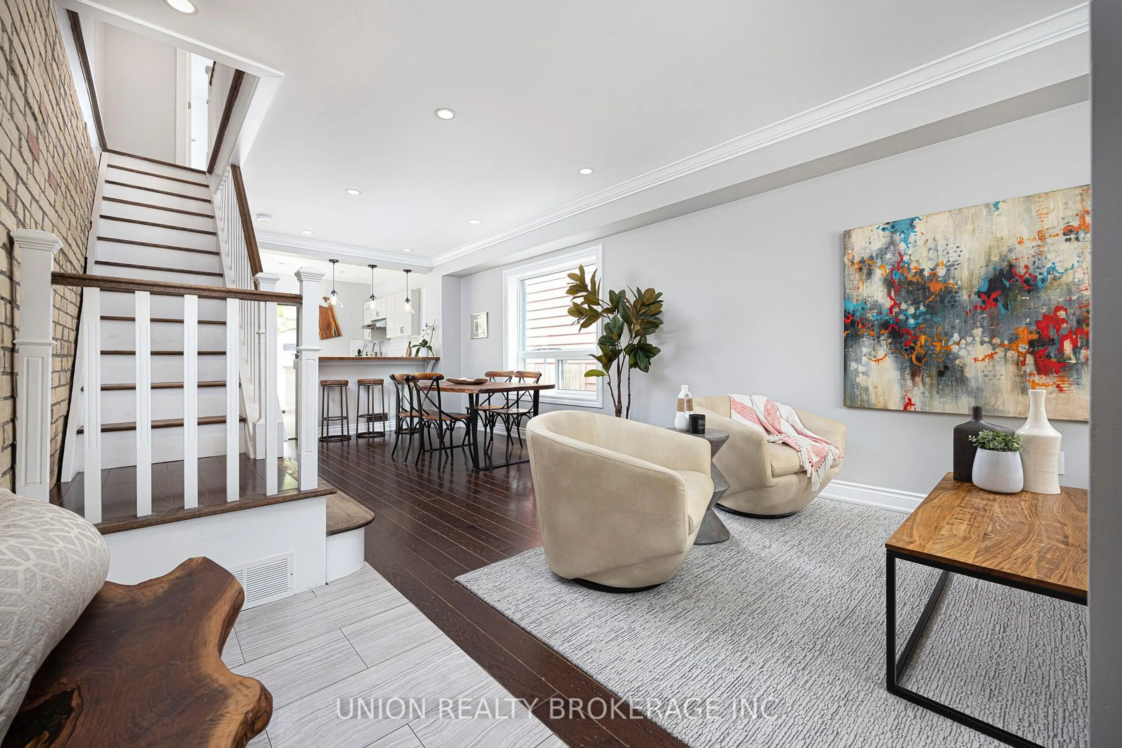 Unknown for 141 Bastedo Ave, Toronto Ontario M4C 3N2