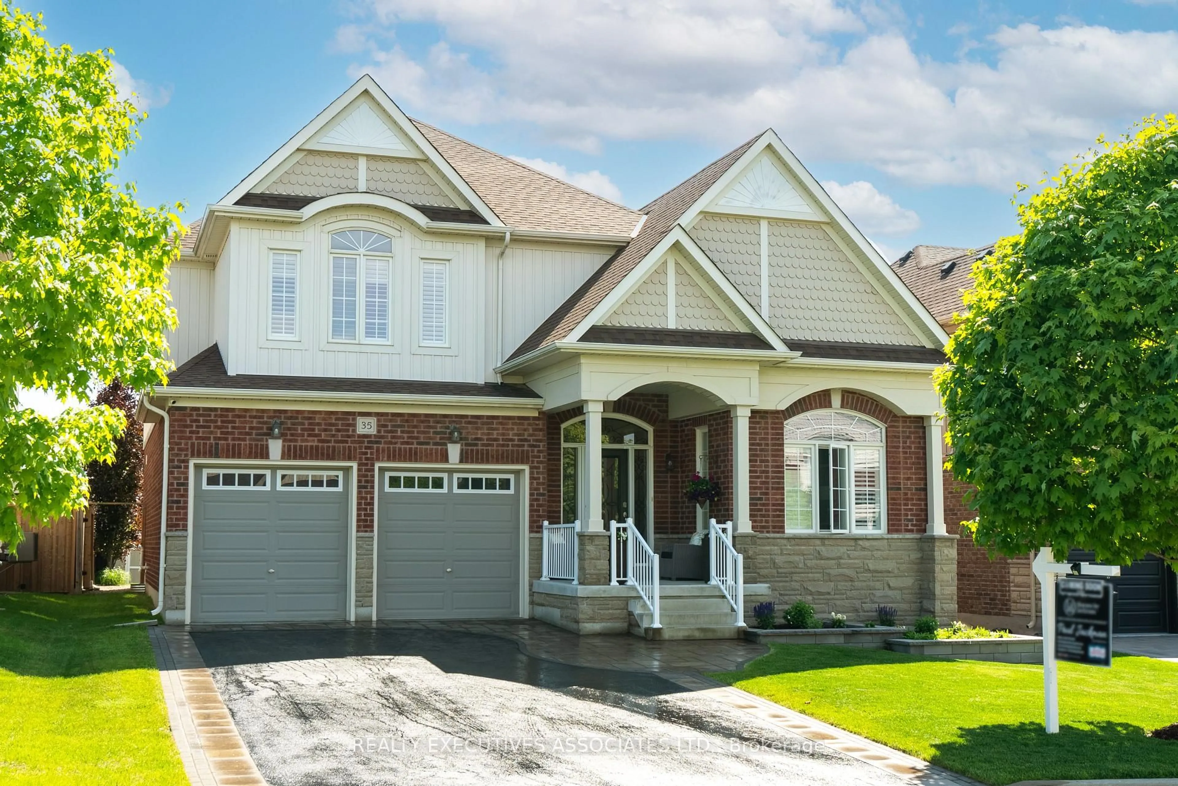 Home with brick exterior material, street for 35 Gimblett St, Clarington Ontario L1C 0S3