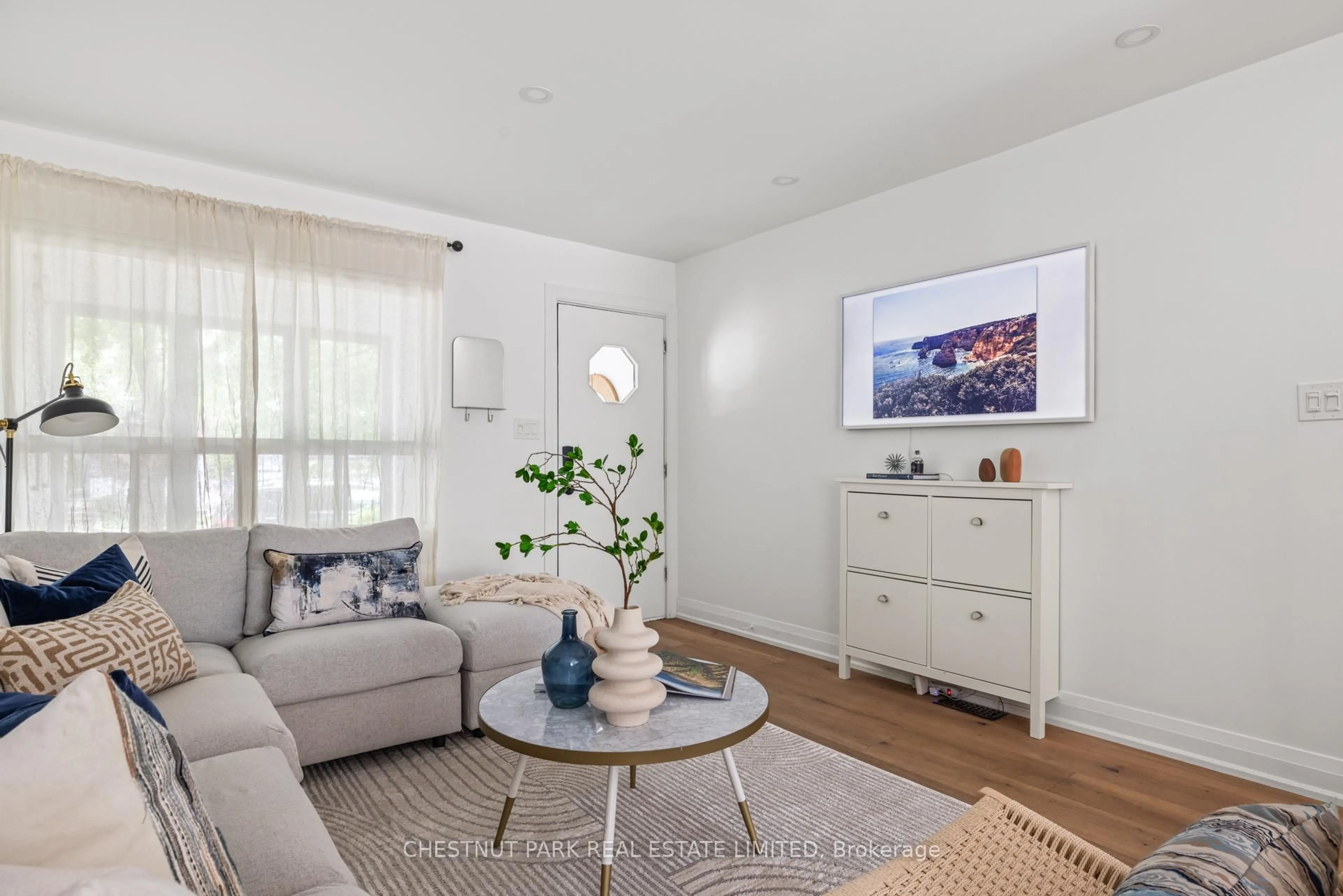 Living room with furniture, unknown for 161 Queensdale Ave, Toronto Ontario M4J 1Y5