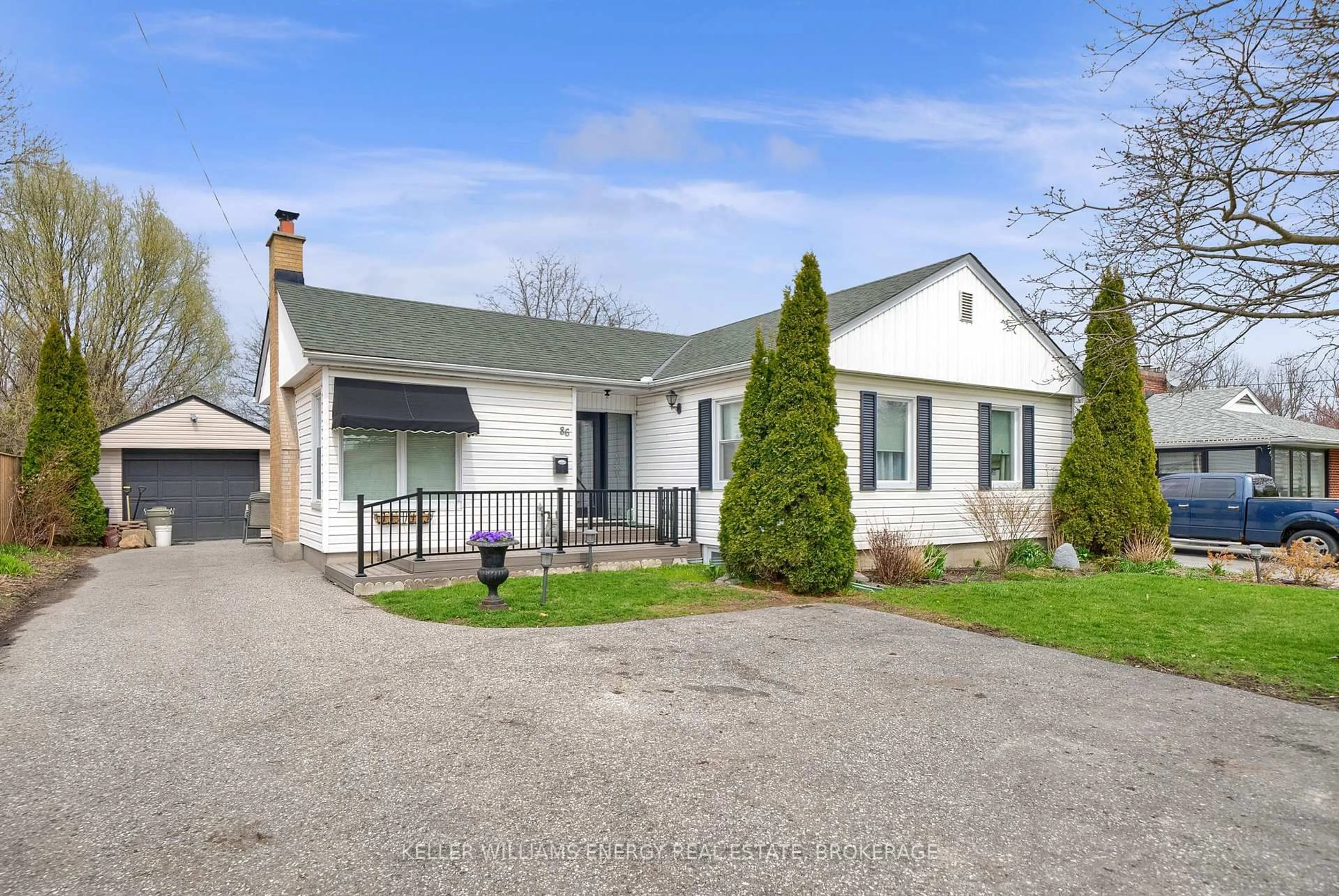 Unknown for 86 Rossland Rd, Oshawa Ontario L1G 2W3