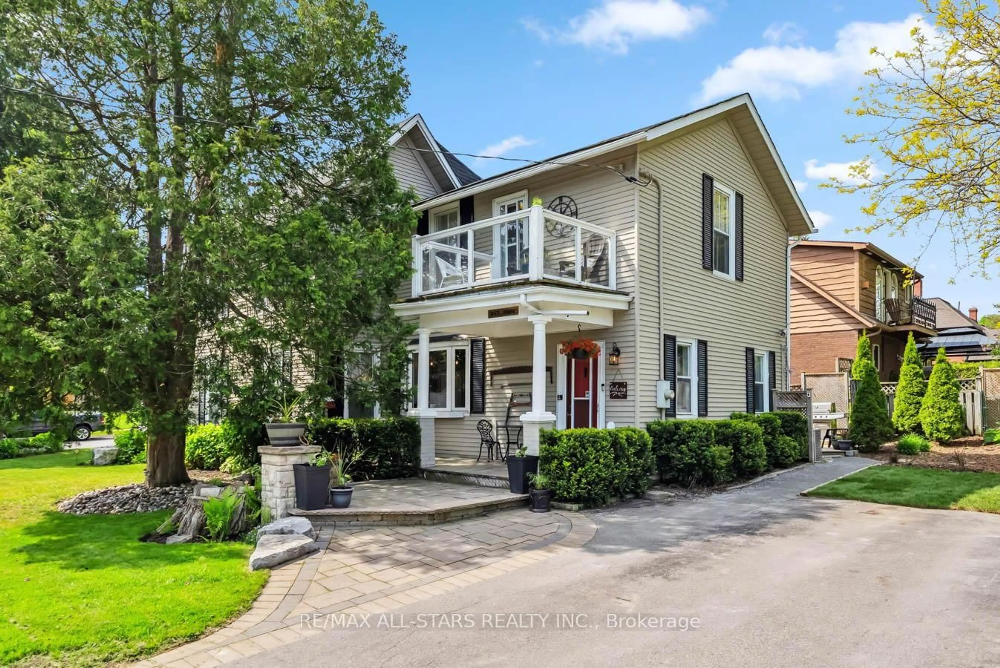 Home with brick exterior material, street for 267 North St, Scugog Ontario L9L 1B7