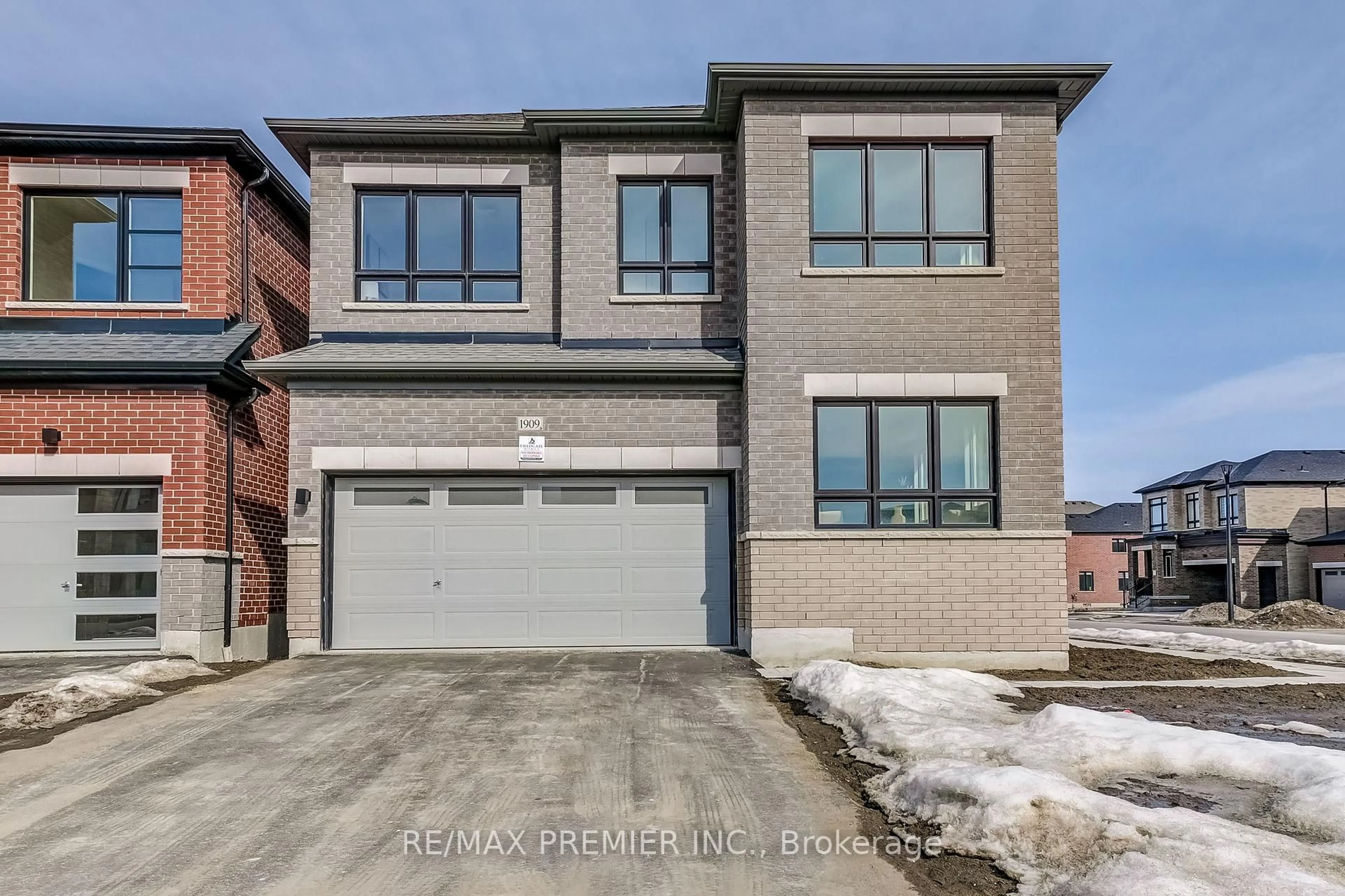Home with brick exterior material, street for 1909 Passionfruit Grve, Pickering Ontario L1Y 0B4