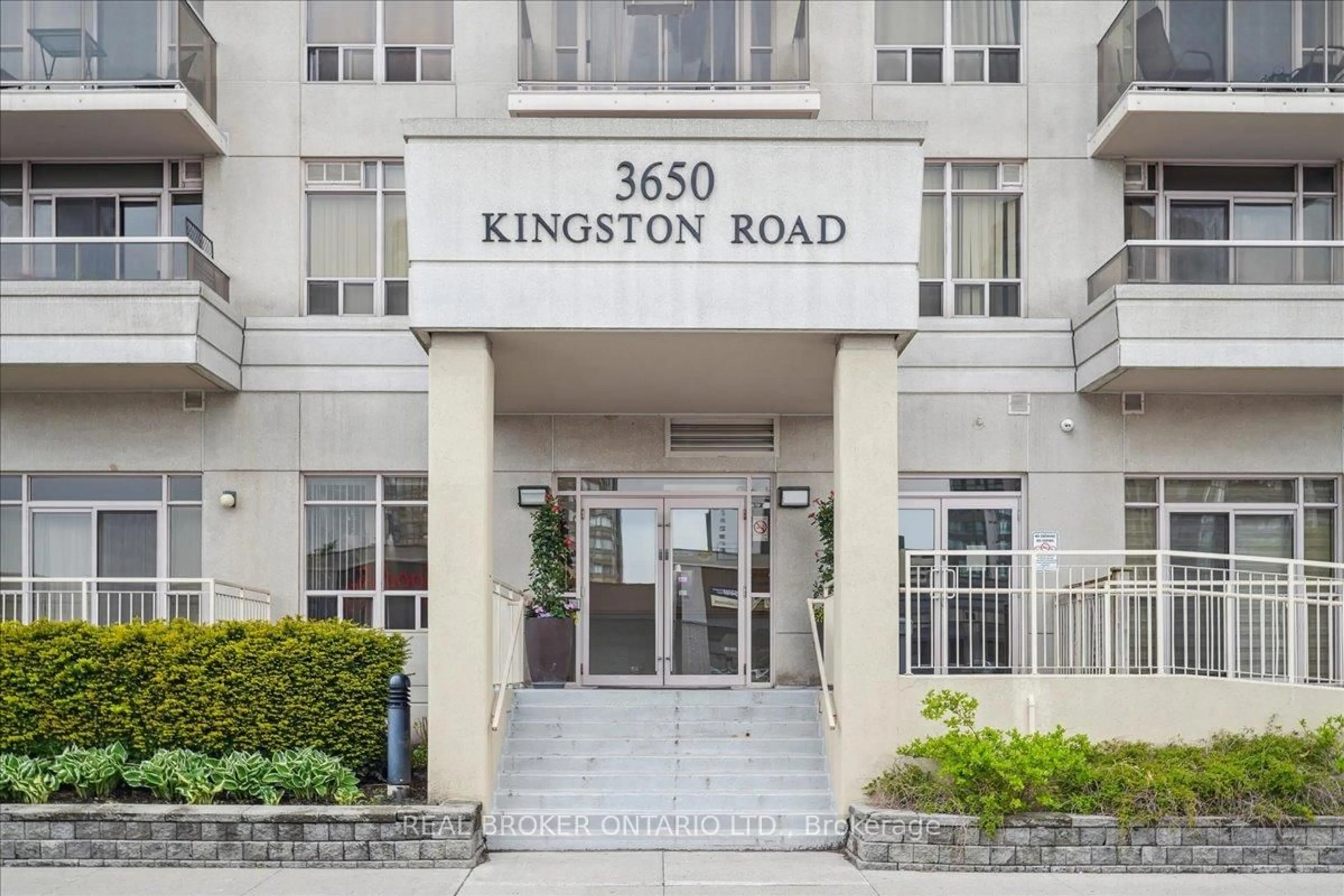 Lobby for 3650 Kingston Rd #926, Toronto Ontario M1M 3X9