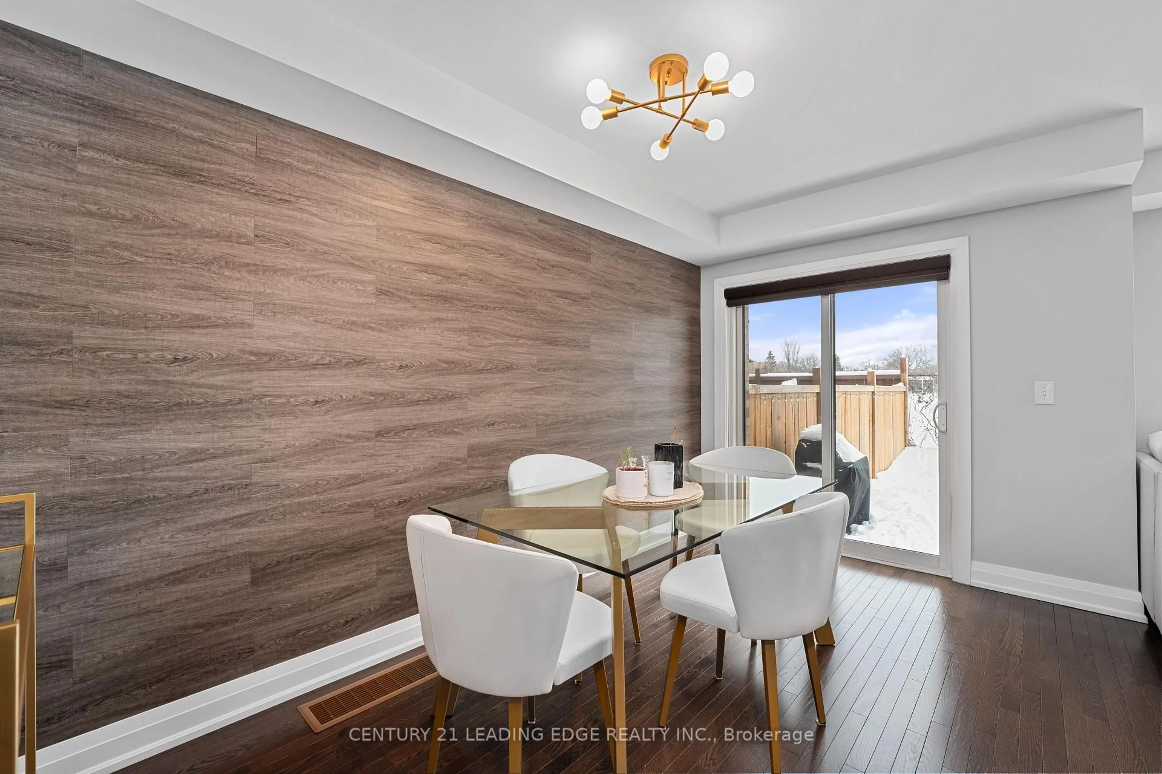 Dining room, wood/laminate floor for 46 JERSEYVILLE Way, Whitby Ontario L1N 0L7