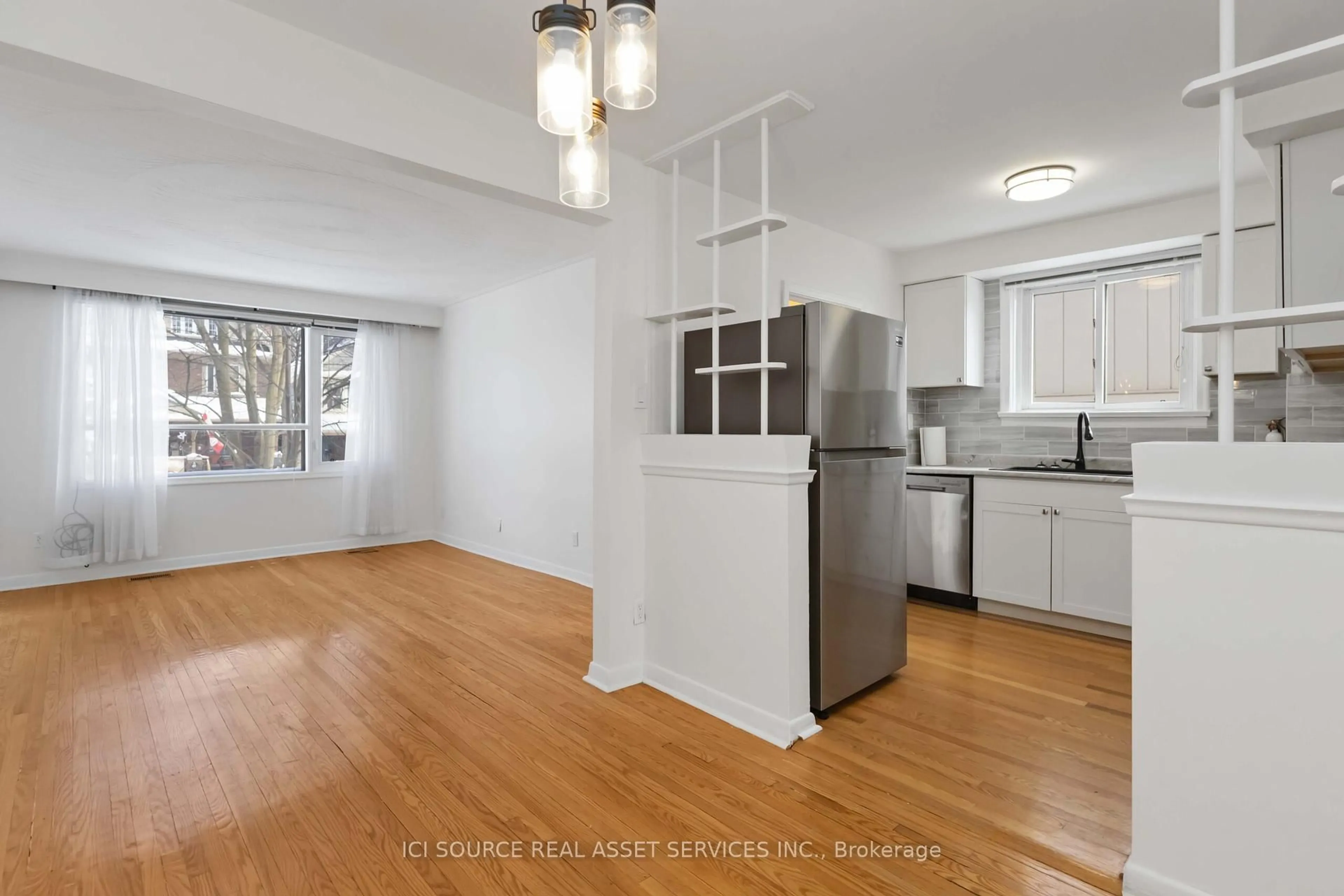 Standard kitchen, unknown for 52 Herbert Ave, Toronto Ontario M4L 3P9
