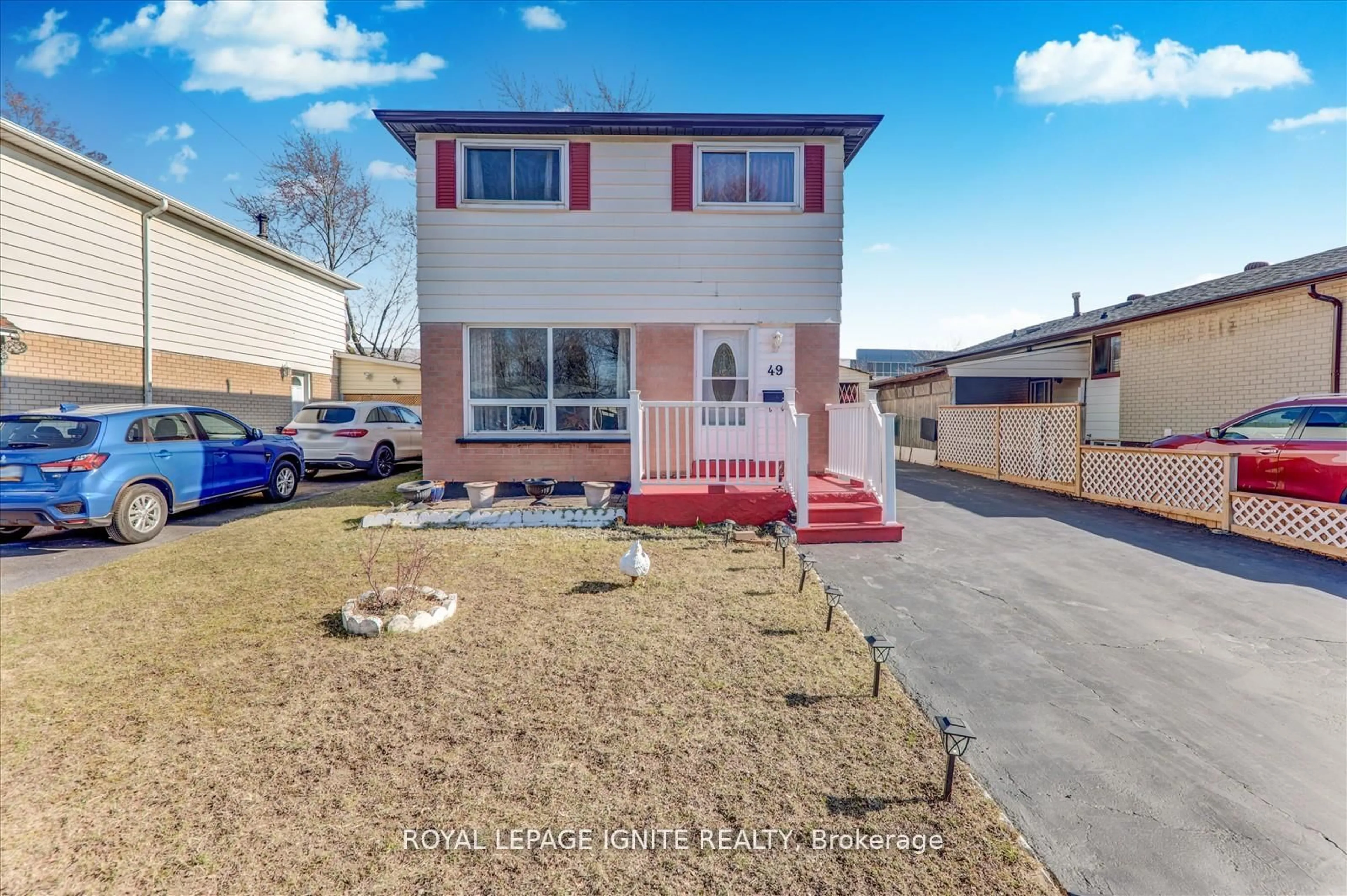 A pic from outside/outdoor area/front of a property/back of a property/a pic from drone, street for 49 Dowswell Dr, Toronto Ontario M1B 1H5