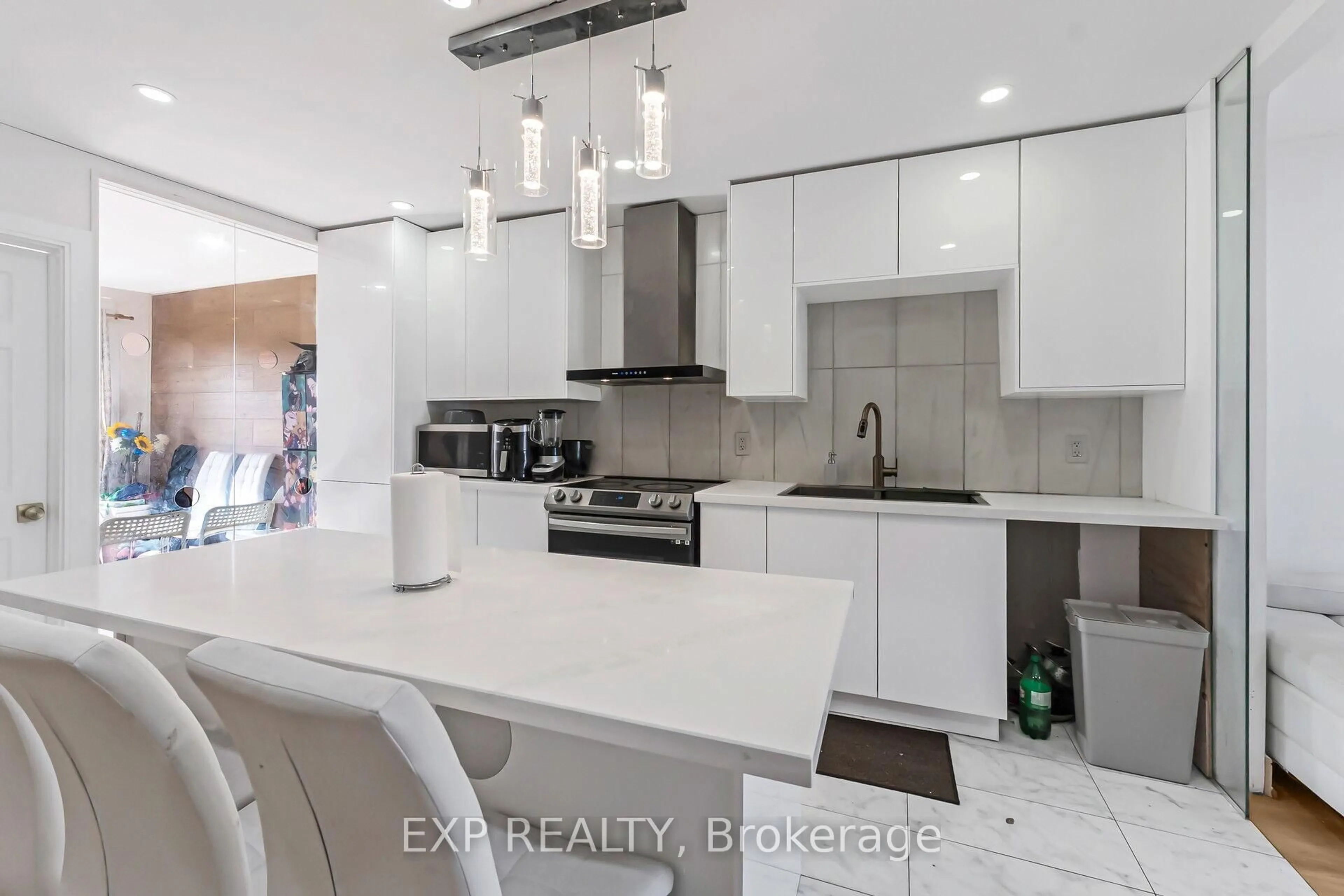 Contemporary kitchen, unknown for 32 Linden Ave, Toronto Ontario M1K 3H5