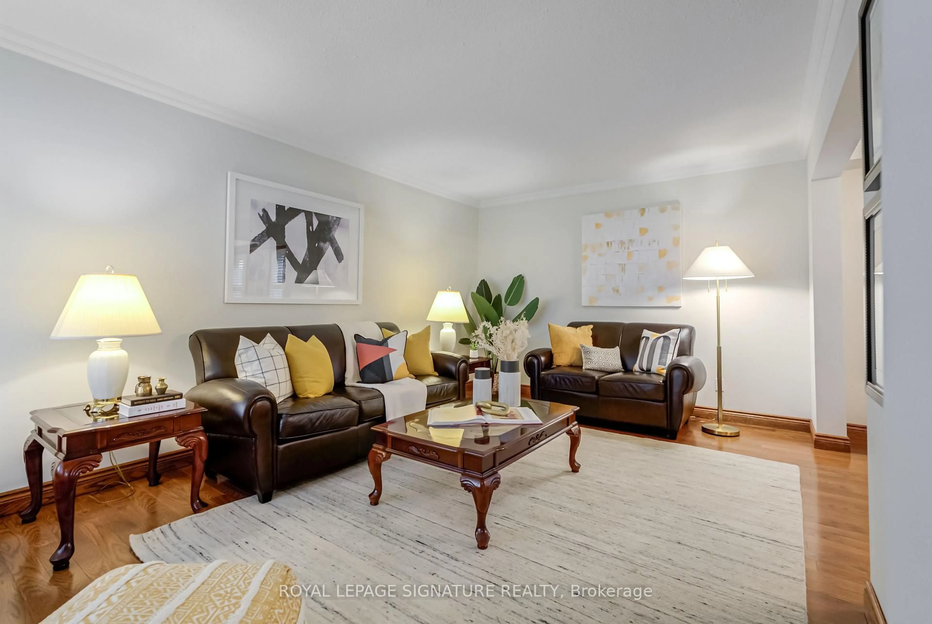 Living room with furniture, unknown for 16 Greybeaver Tr, Toronto Ontario M1C 4N9