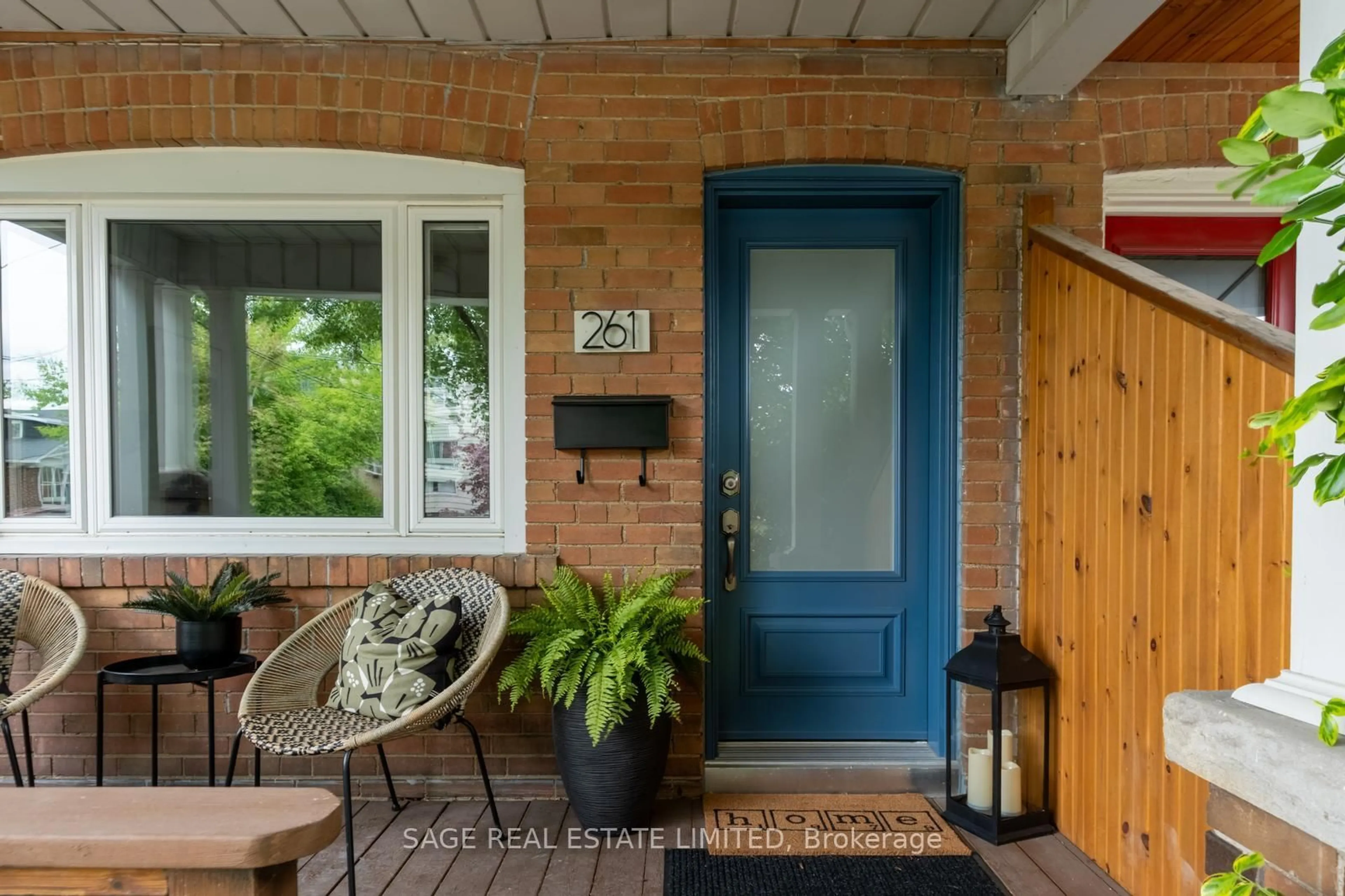 Indoor entryway for 261 Monarch Park Ave, Toronto Ontario M4J 4S6