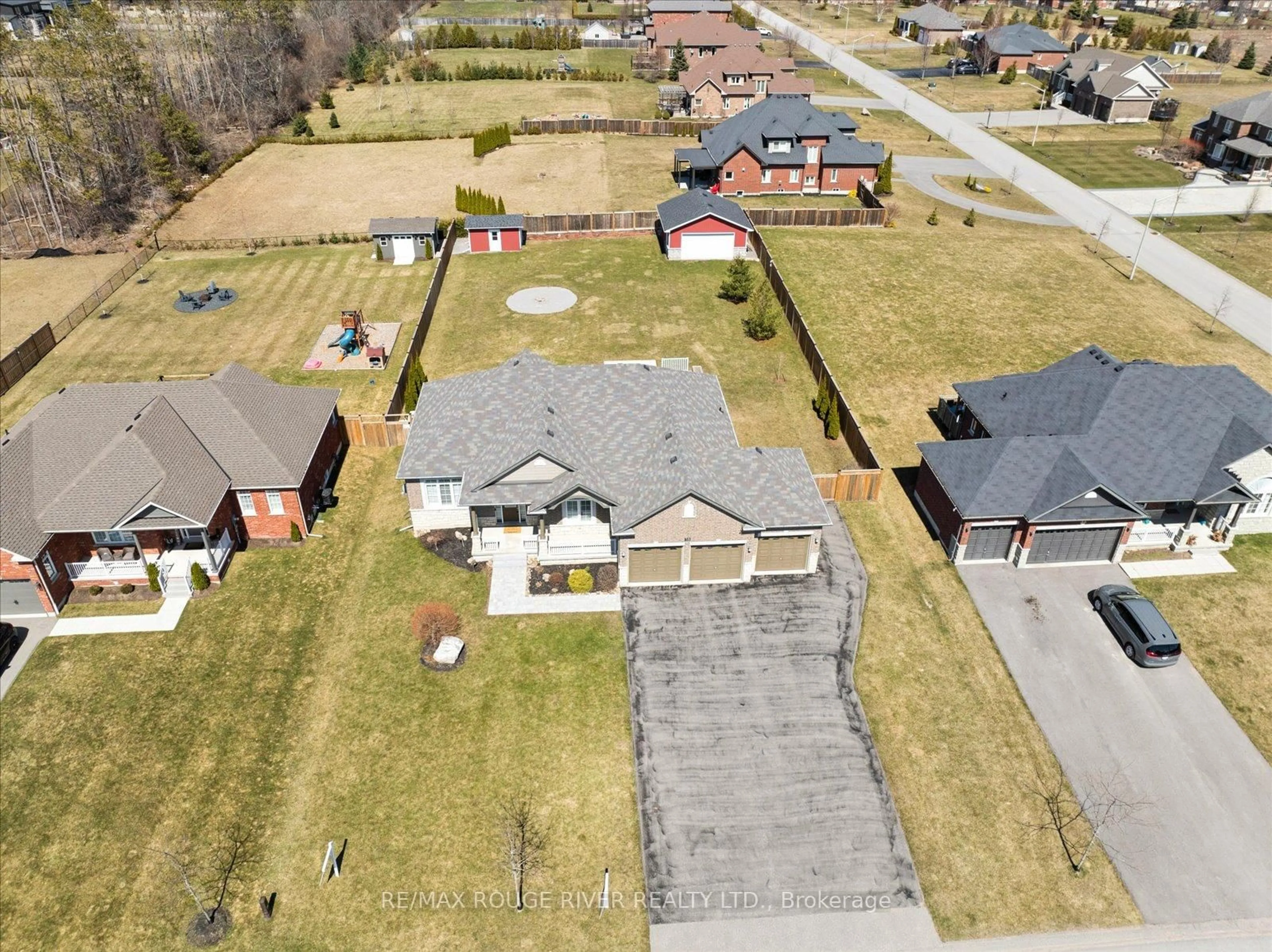 A pic from outside/outdoor area/front of a property/back of a property/a pic from drone, street for 38 Charles Tilley Cres, Clarington Ontario L0A 1J0