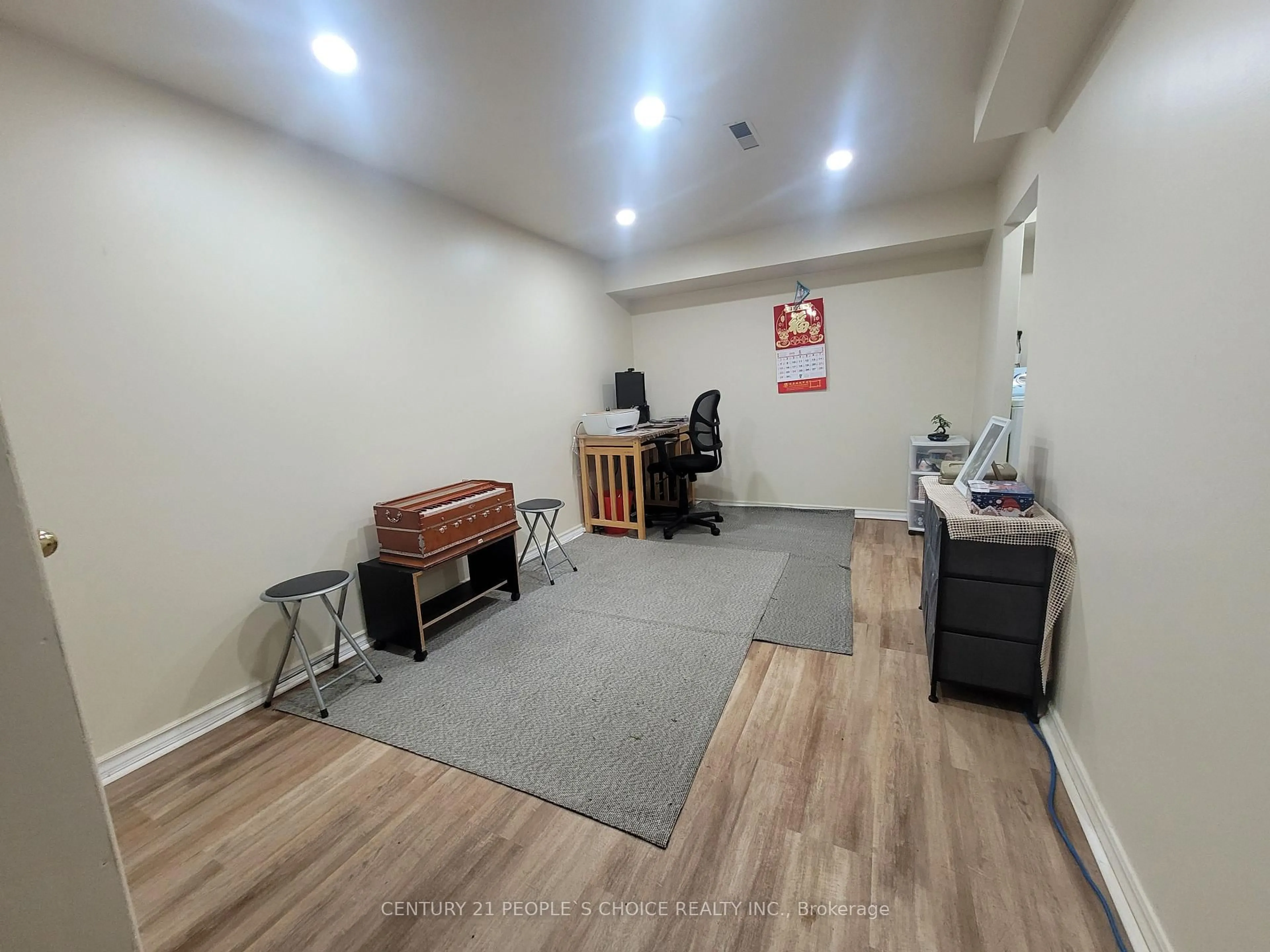 A pic of a room for 96 Trailridge Cres, Toronto Ontario M1E 4G4