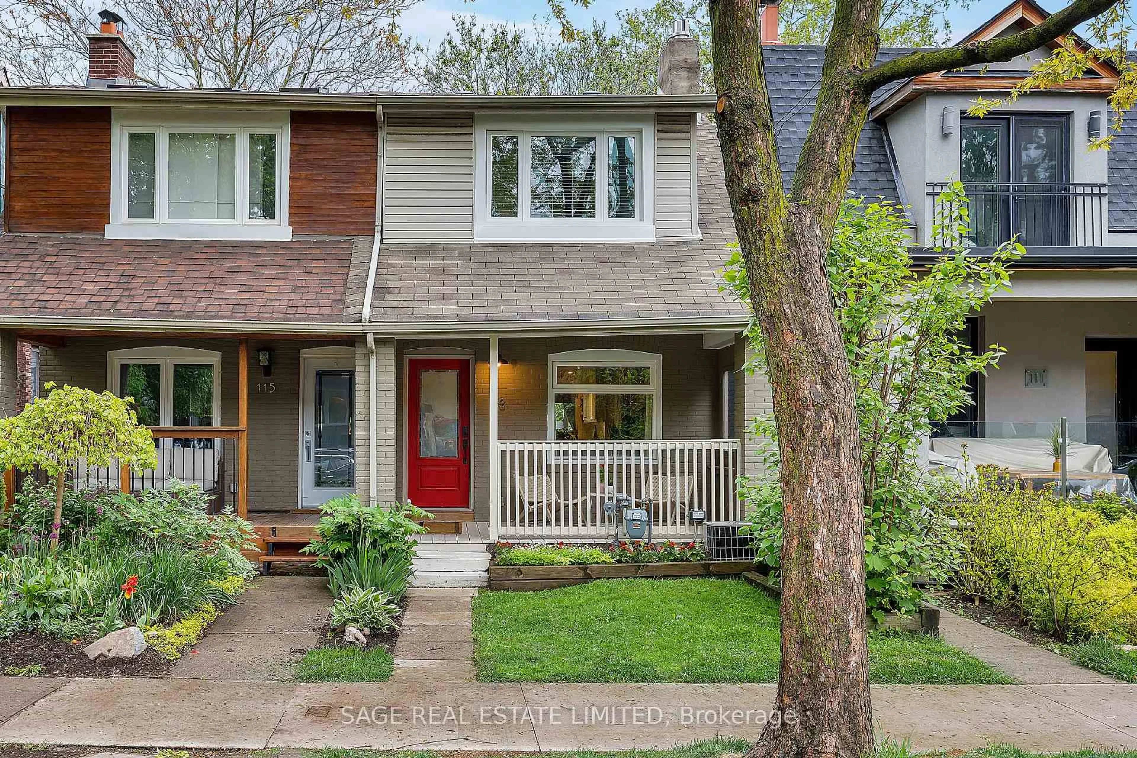 Home with vinyl exterior material, street for 113 Alton Ave, Toronto Ontario M4L 2M3