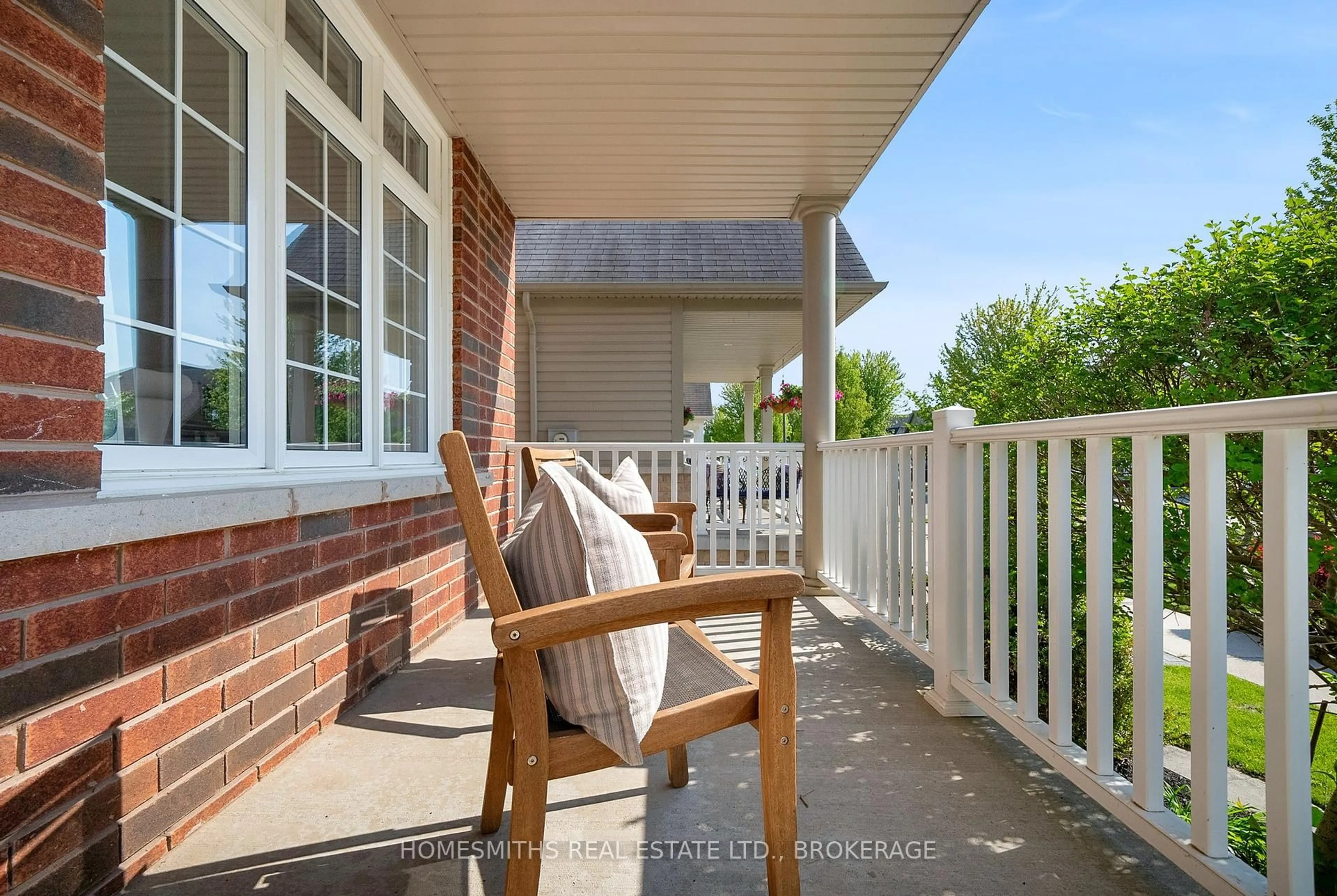 Patio, street for 31 Sisson Lane, Clarington Ontario L1B 0A7