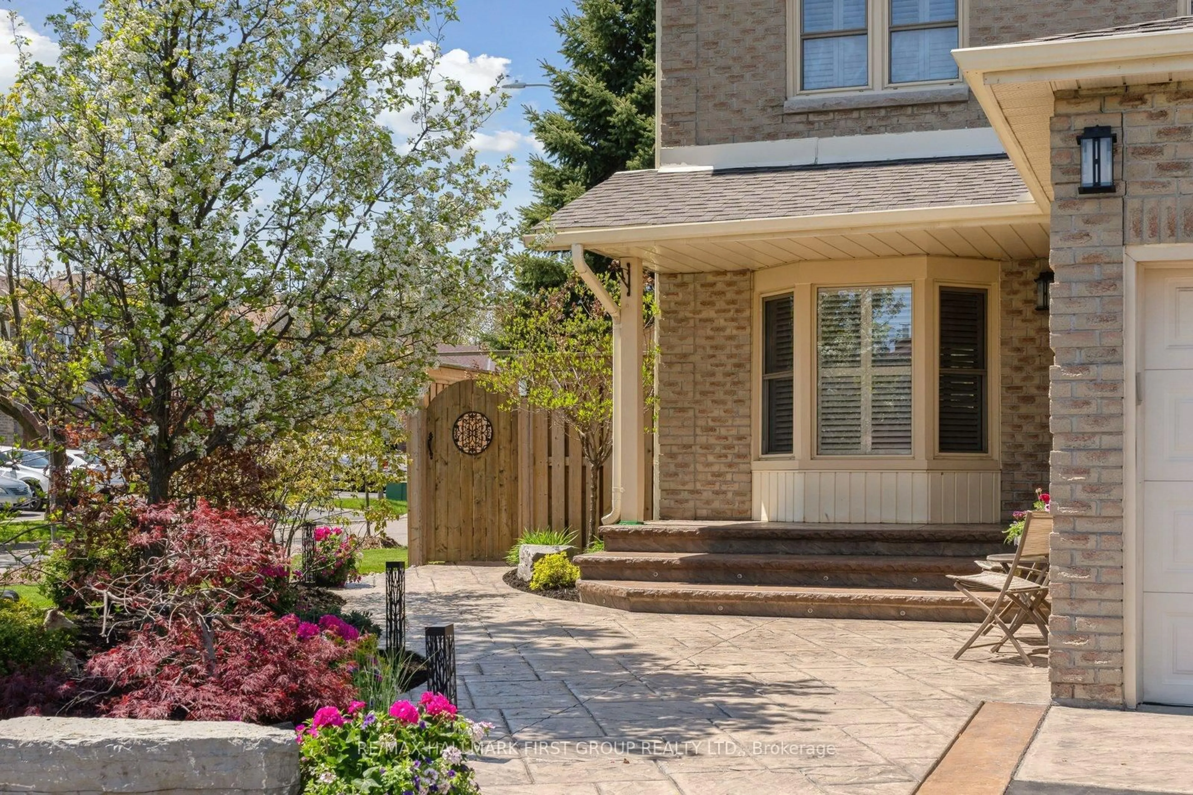 Home with brick exterior material, street for 1542 Rawlings Dr, Pickering Ontario L1V 5B2
