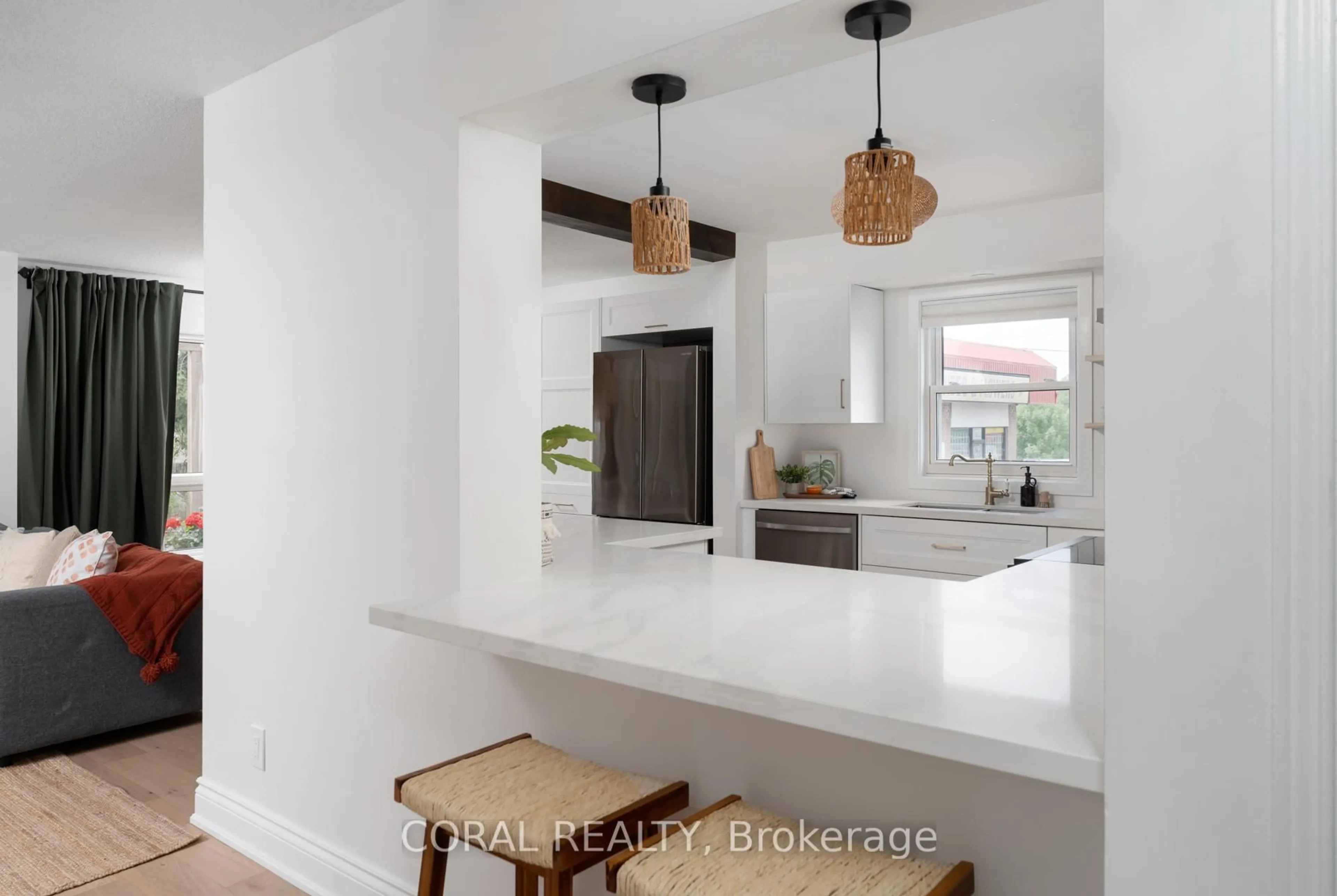 Open concept kitchen, unknown for 888 West Shore Blvd, Pickering Ontario L1W 2V7