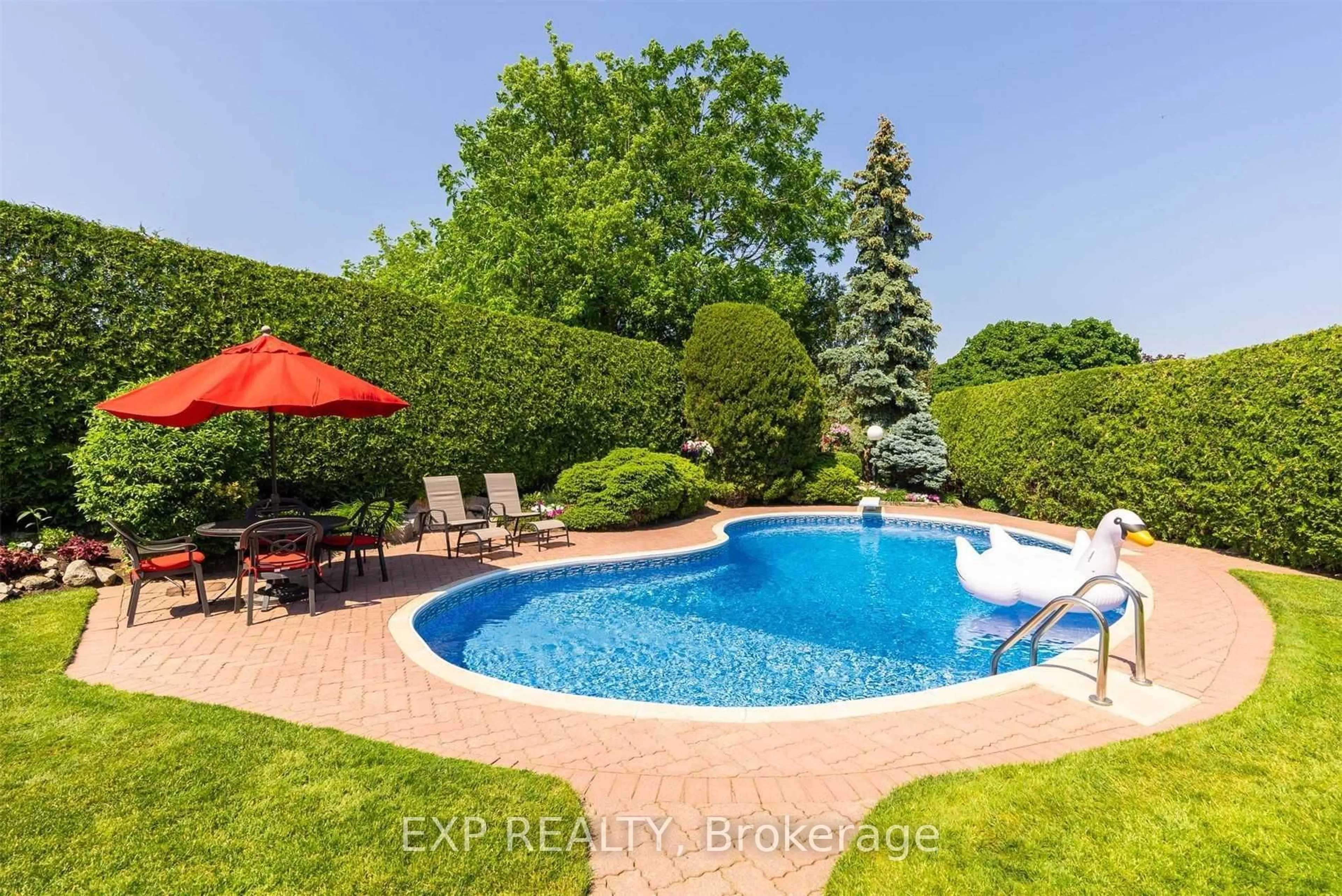 Pool for 353 Siena Crt, Oshawa Ontario L1J 6V5