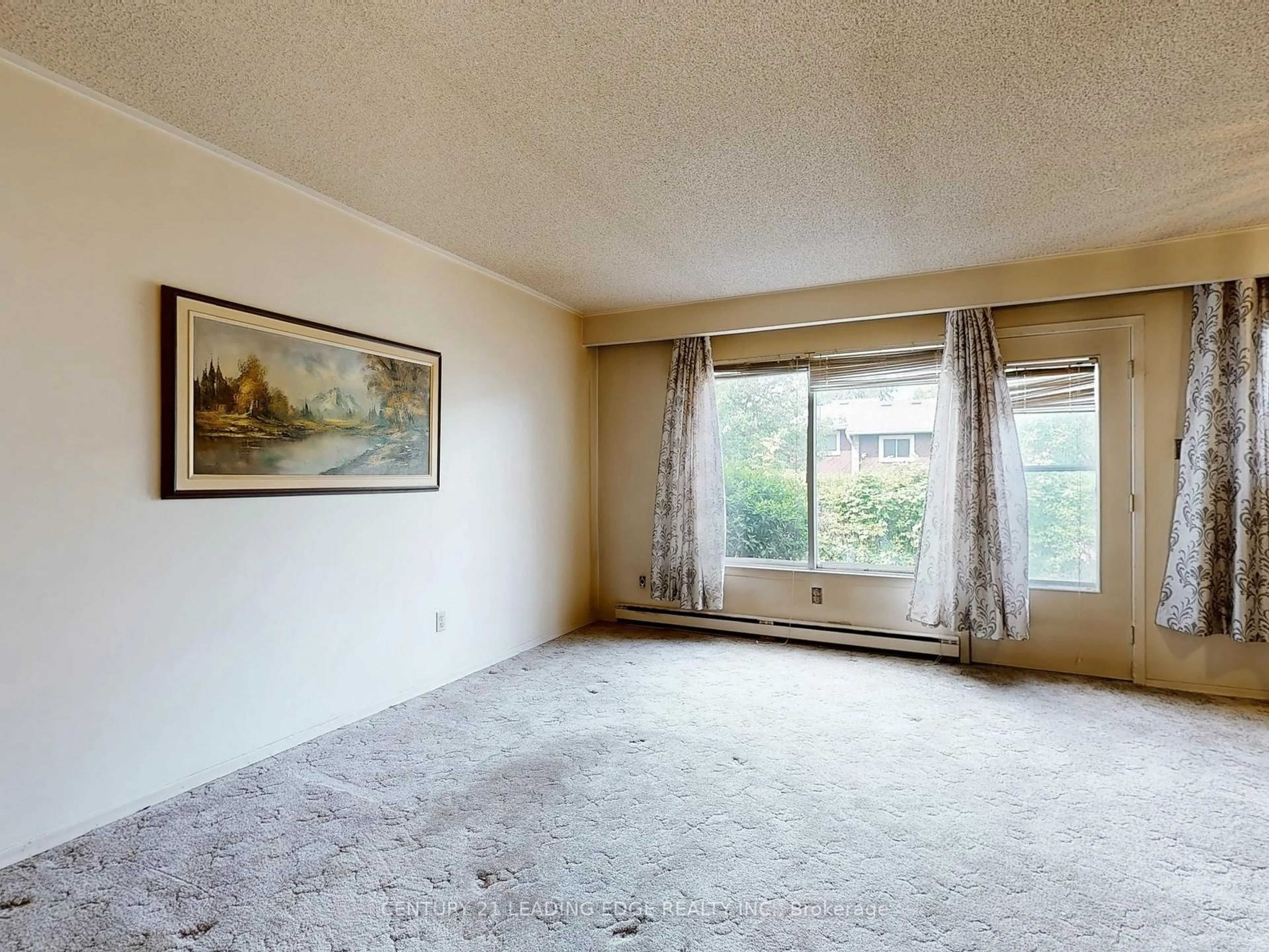A pic of a room for 341 Military Tr #22, Toronto Ontario M1E 4E4