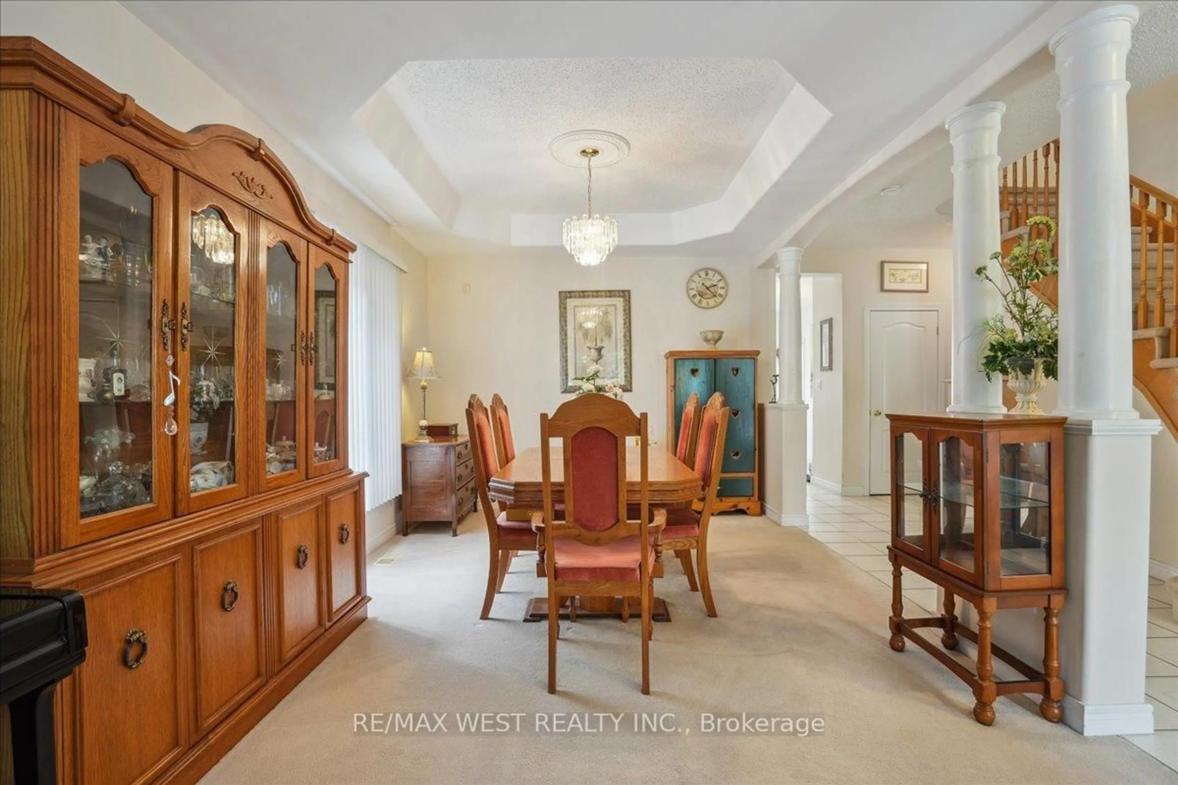 Dining room, unknown for 1964 Walreg Dr, Oshawa Ontario L1G 7W1