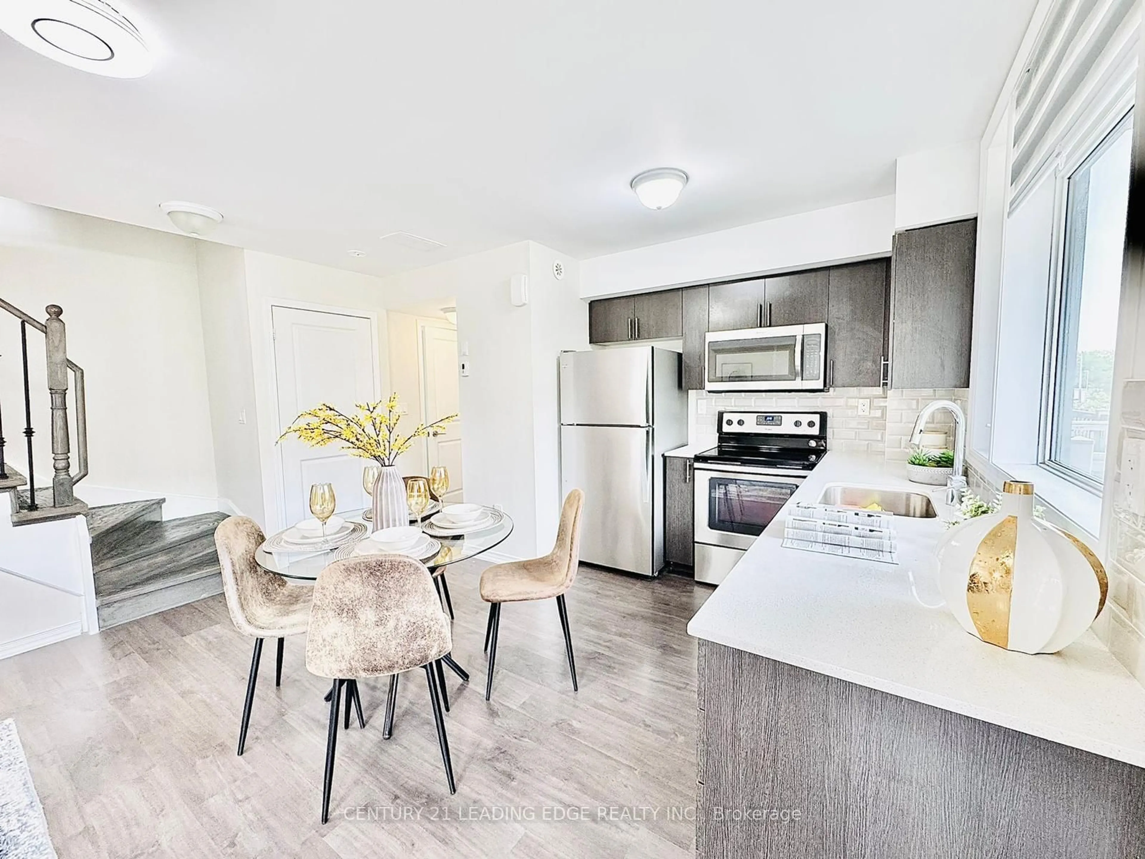 Open concept kitchen, unknown for 80 Orchid Place Dr #303, Toronto Ontario M1B 0C4