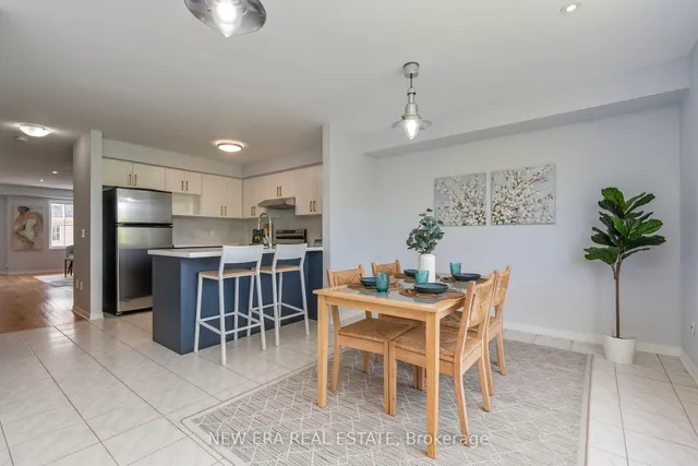 Additional property image - 124 Jenkinson Way Unit 24