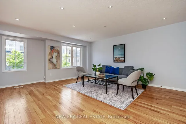 Additional property image - 124 Jenkinson Way Unit 24