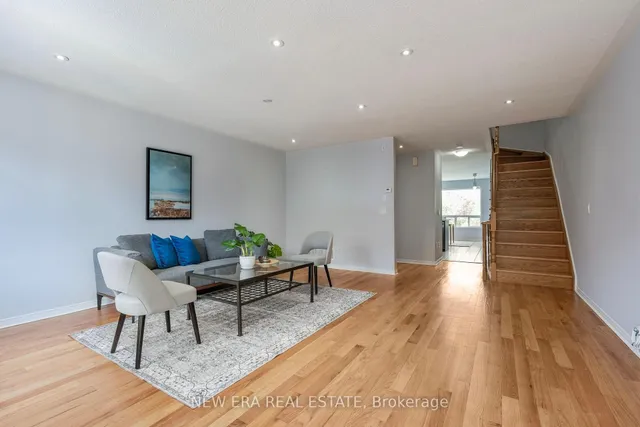 Additional property image - 124 Jenkinson Way Unit 24