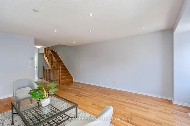 Additional property image - 124 Jenkinson Way Unit 24