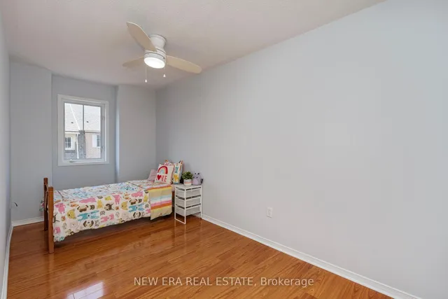 Additional property image - 124 Jenkinson Way Unit 24