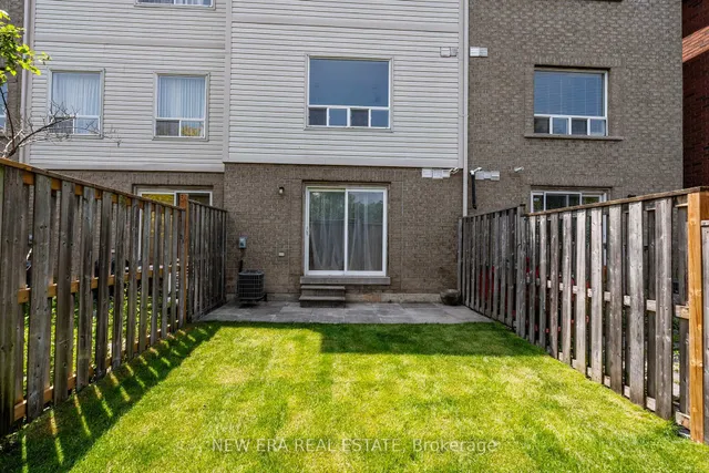 Additional property image - 124 Jenkinson Way Unit 24