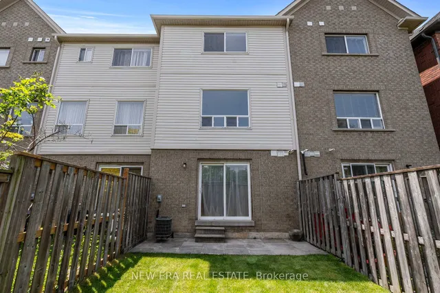 Additional property image - 124 Jenkinson Way Unit 24
